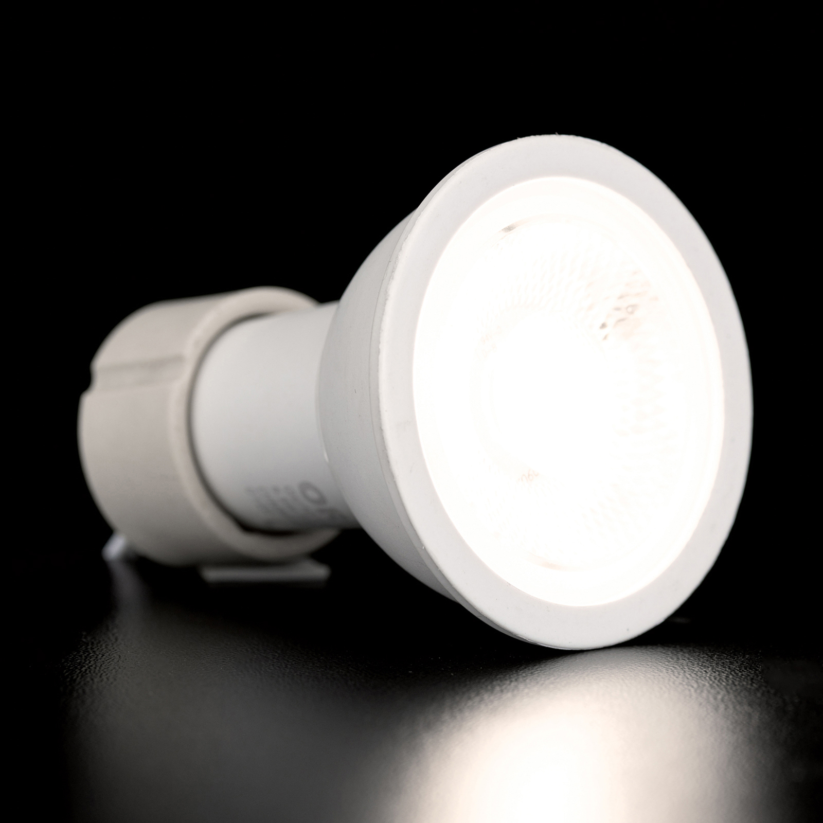 LED-reflektor GU10 5,5 W 2 700 K 450 lm, dimbar