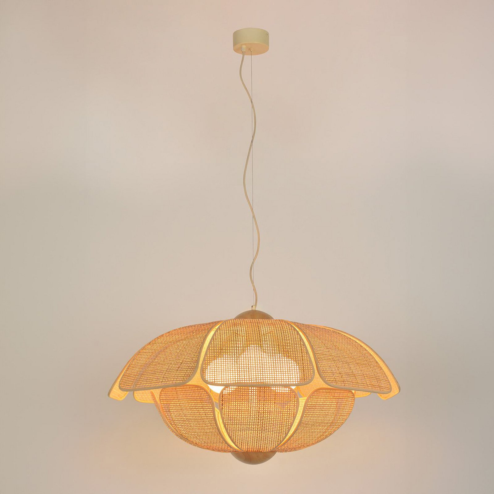 MARKET SET Coquillage hanging light, 70 cm, natural colour, rattan