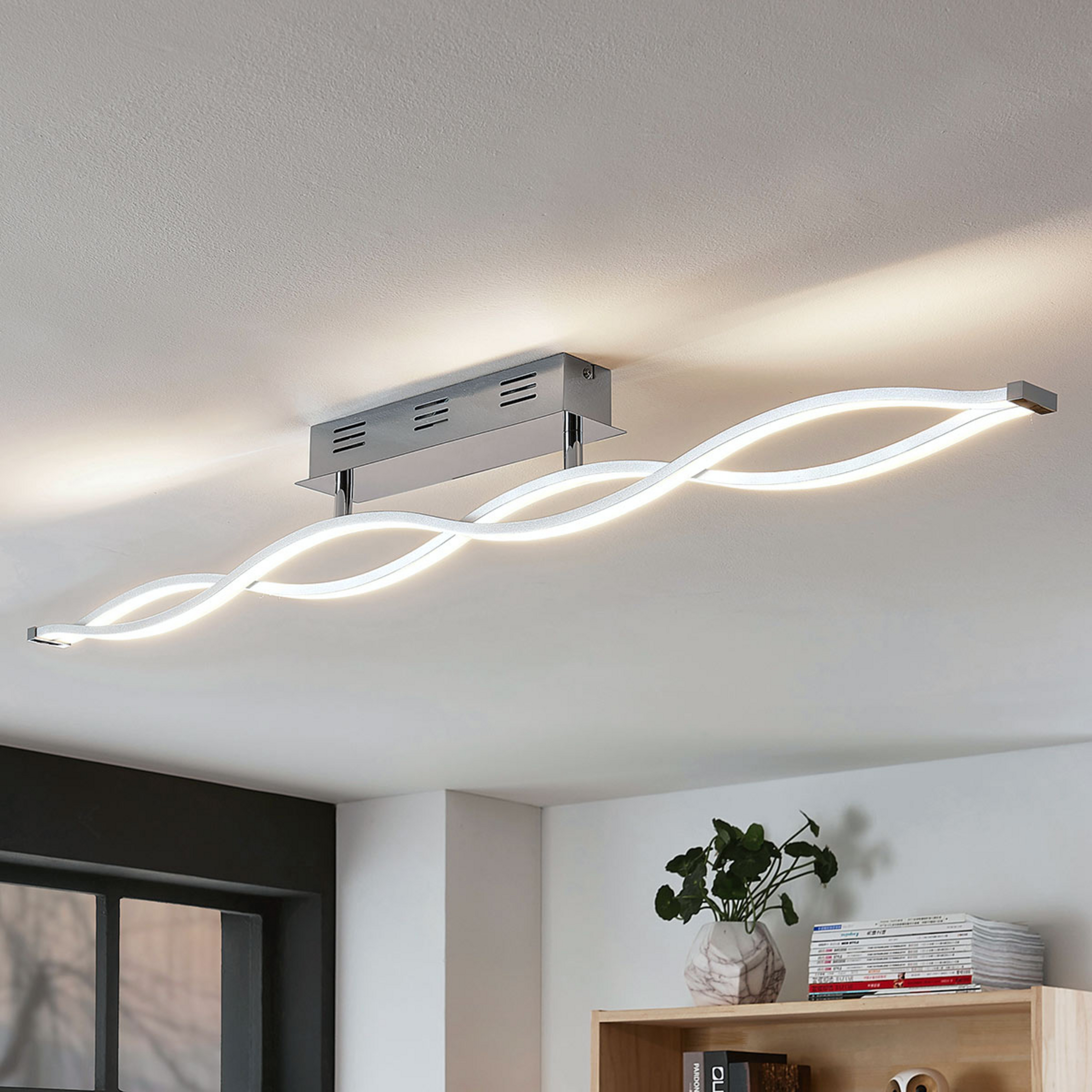 Lucande LED-laelamp Roan, 115 cm, kroom, roostevaba teras