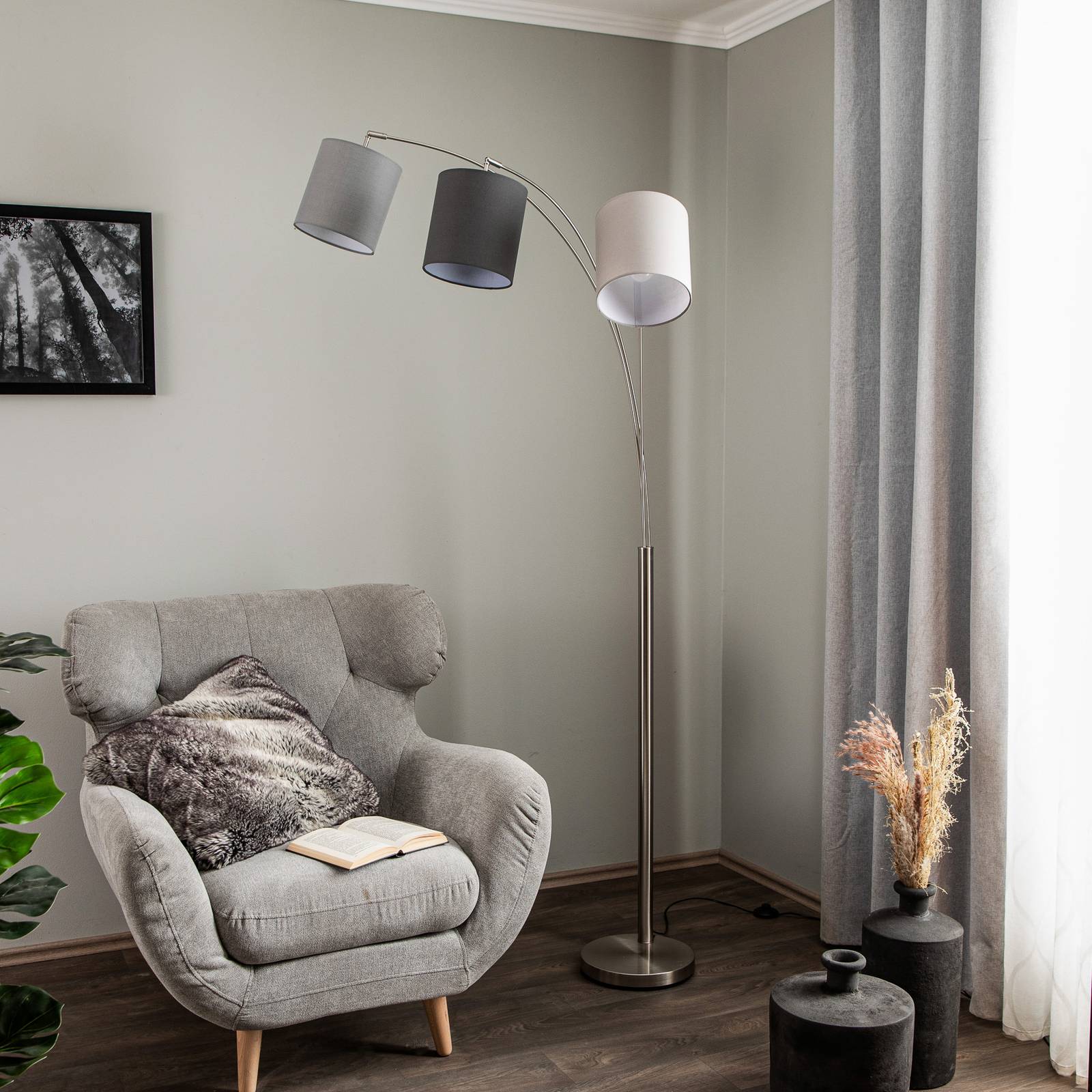 Lindby Nanika gulvlampe nikkel/grå/gråbrun