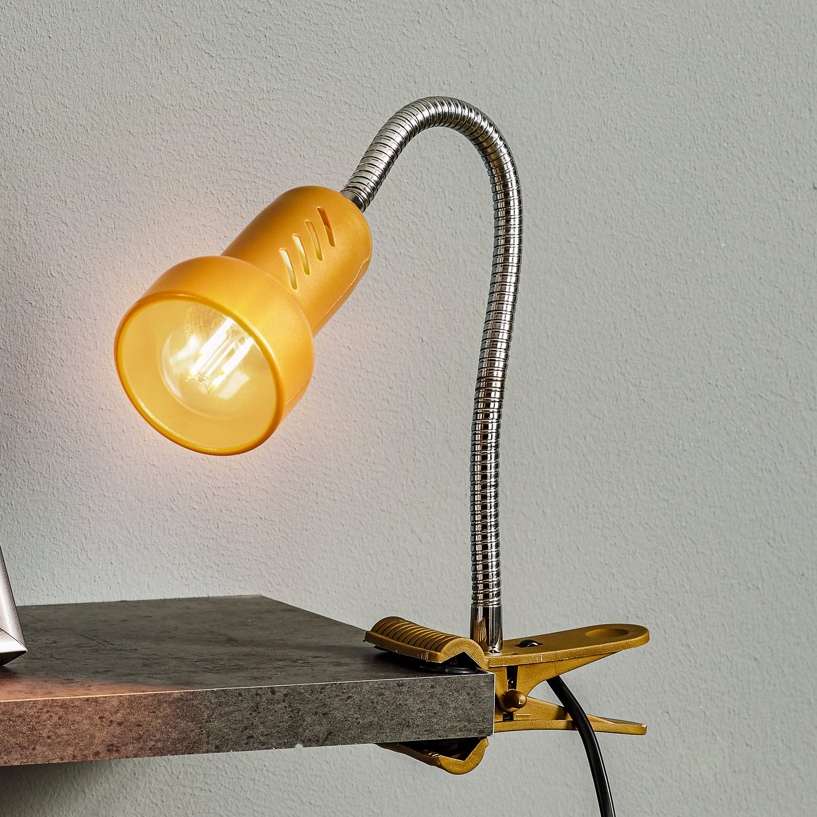 Lolek clip-on light with a flexible arm, gold