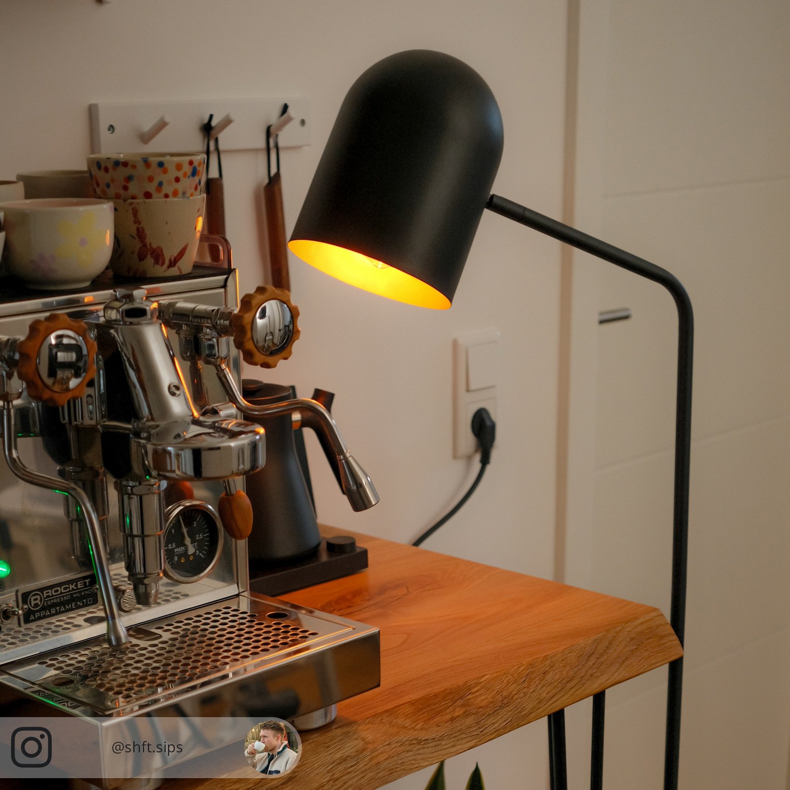 Morik Lampadaire Black/Gold - Lindby