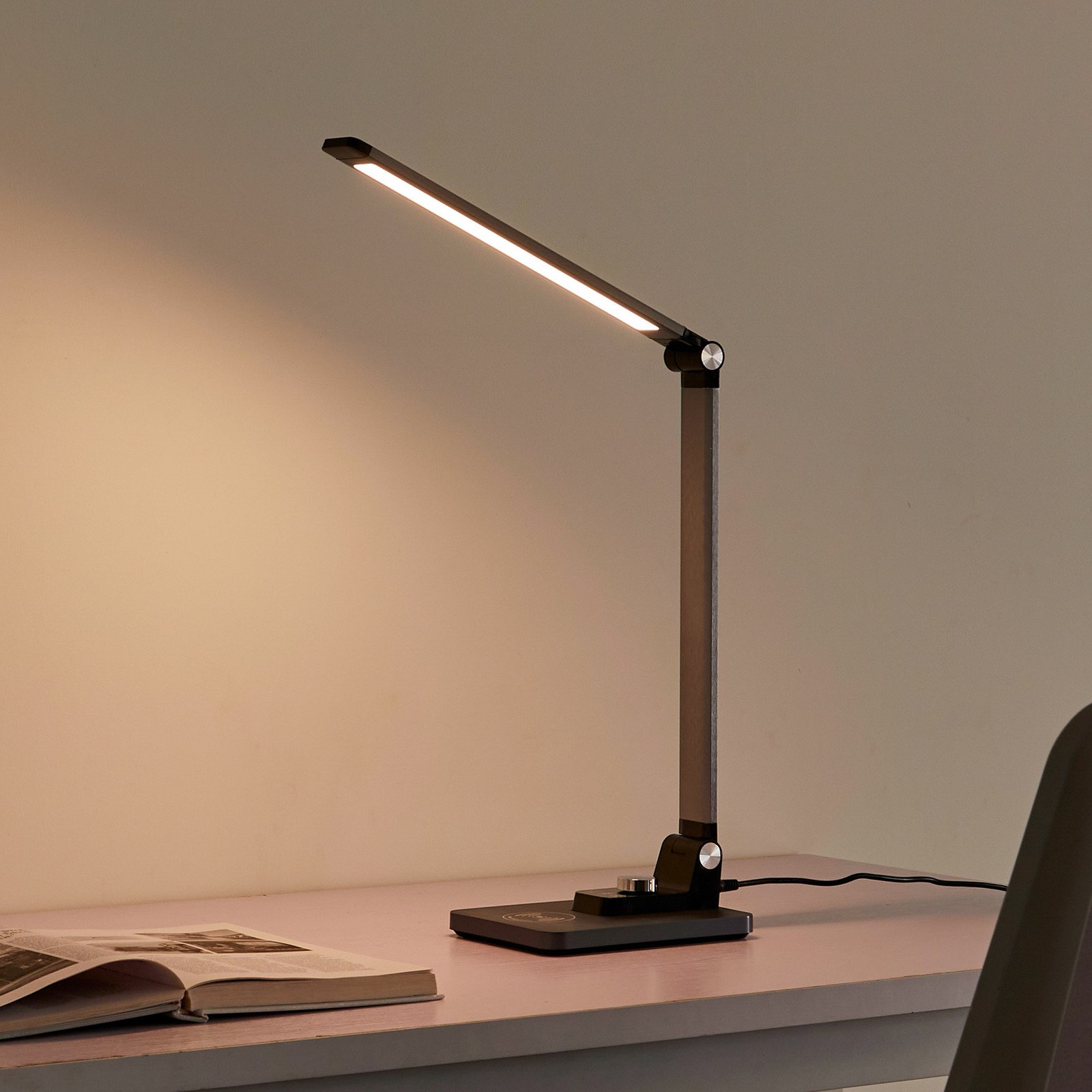 Lampă de masă cu LED Lindby Valtaris gri aluminiu CCT dimabilizabilă - Studiu / Birou - modern - gri metalic periat negru - Plastic