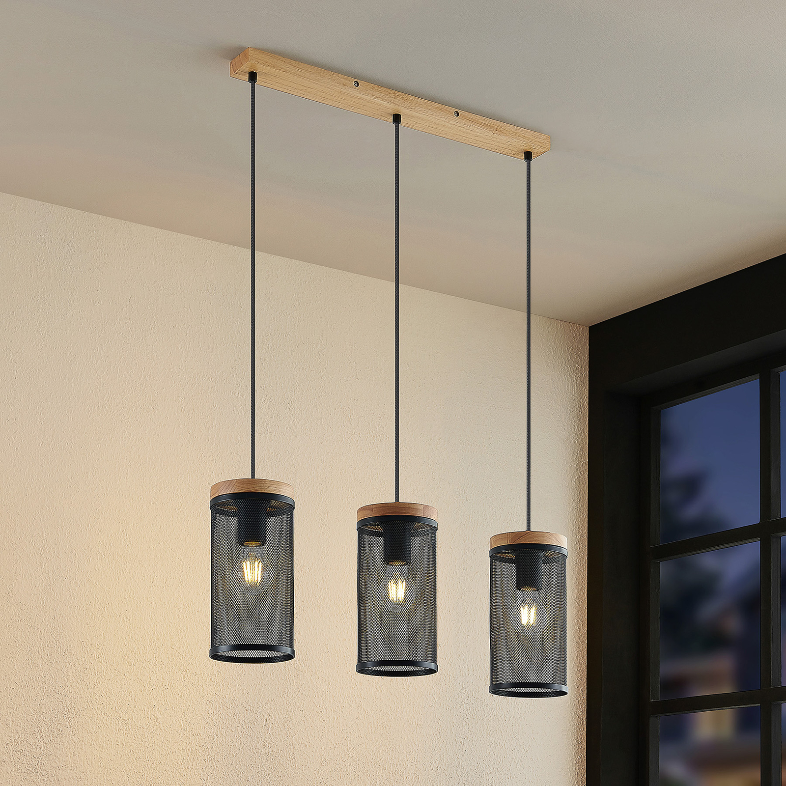 Lindby Kiriya hanglamp, 3-lamps, lang
