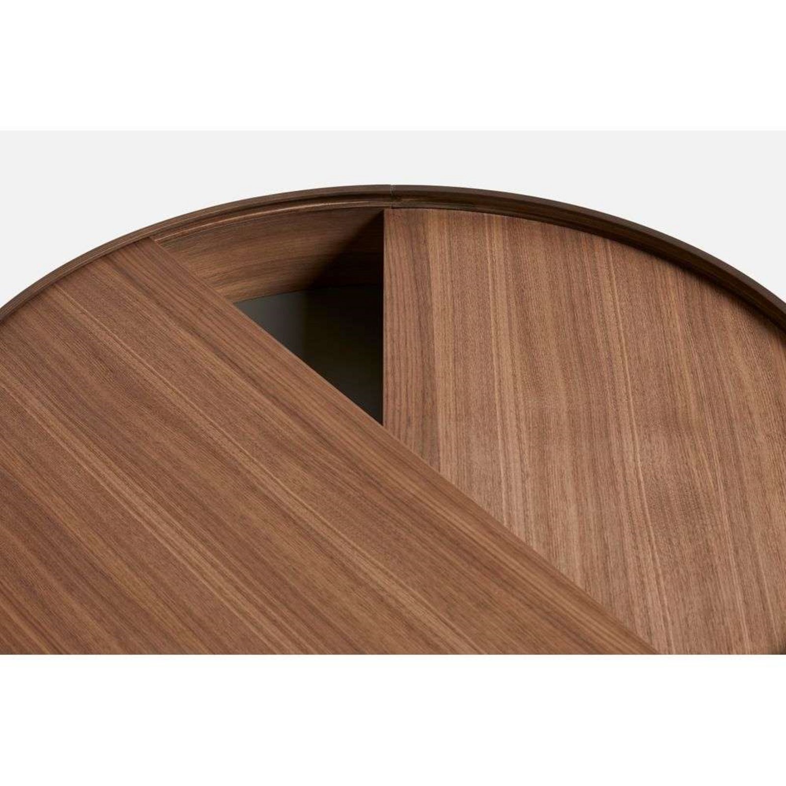 Arc Coffee Table Ø89 Walnut - Woud