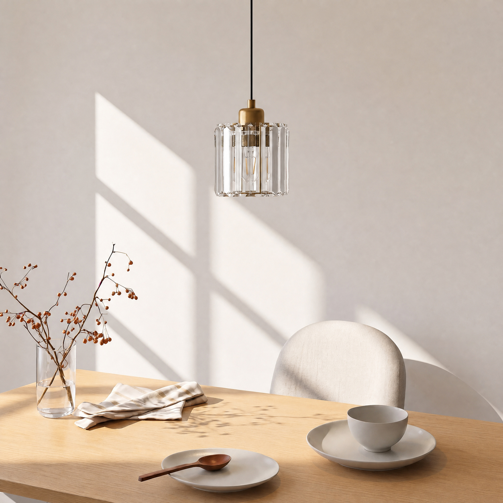 Yakops pendant light, gold-coloured, Ø 13 cm, glass/metal, E27 Yakops pendant light, gold-coloured, Ø 13 cm, glass/metal, E27