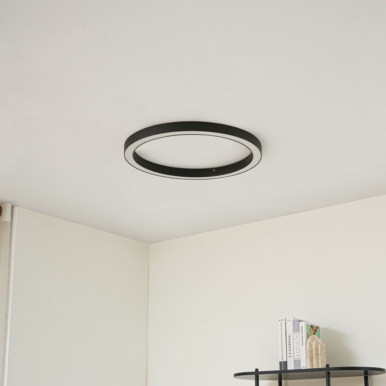 Lucande LED lubų šviestuvas Neor, juodas, Ø 60 cm, CCT, reguliuojamas