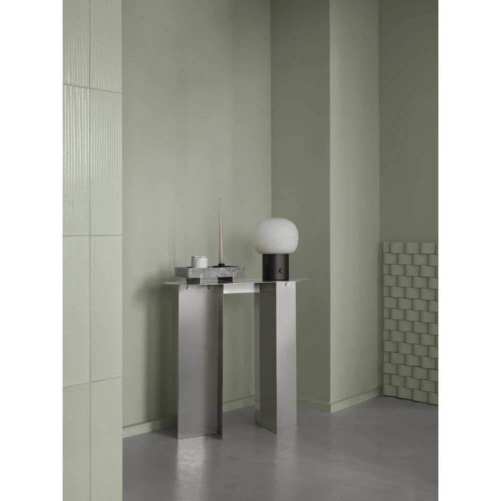 Iris LED Veioză Alabaster Gunmetal - Blomus