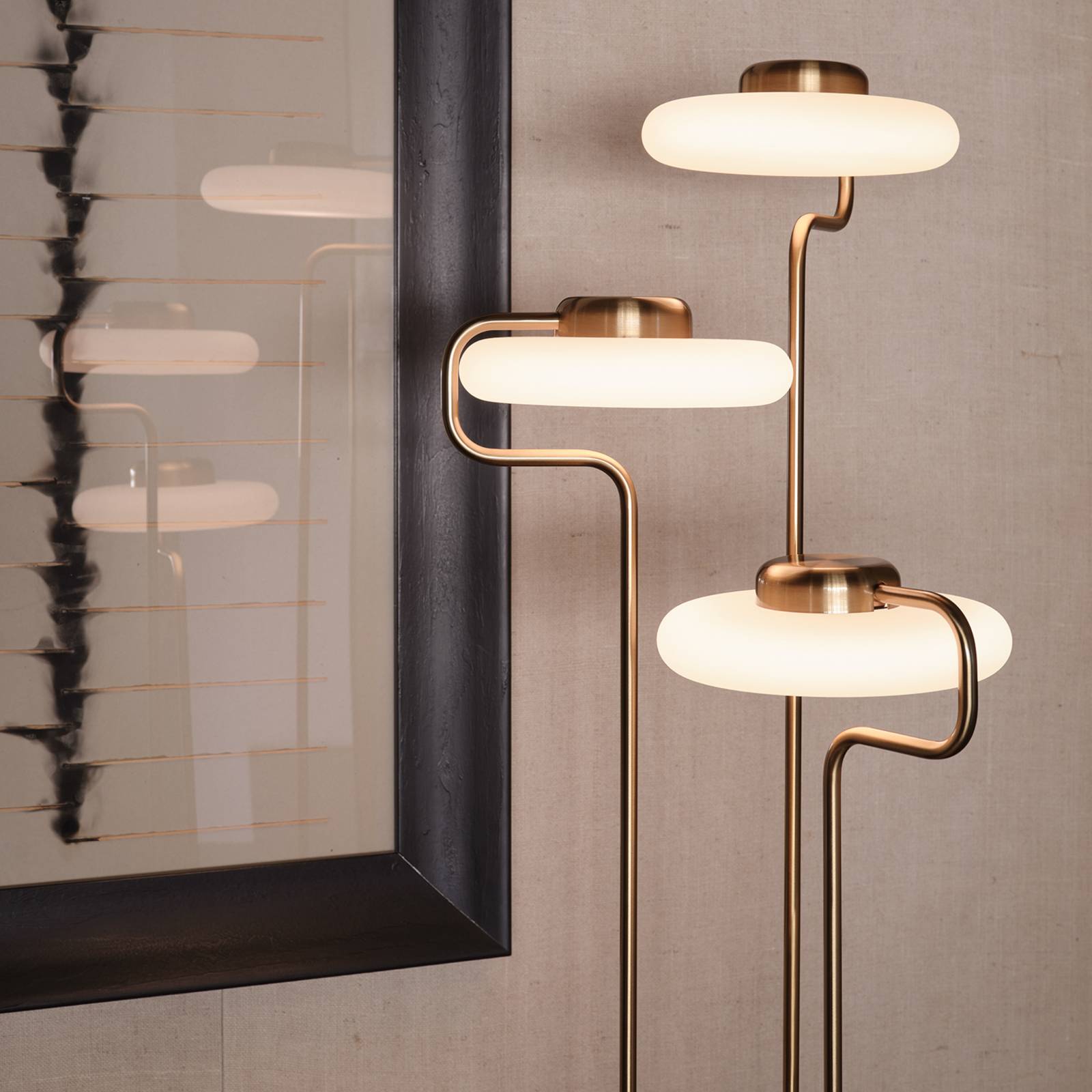 kdln LED-Stehleuchte TRATTO, messing, Höhe 150 cm, 3-flammig günstig online kaufen