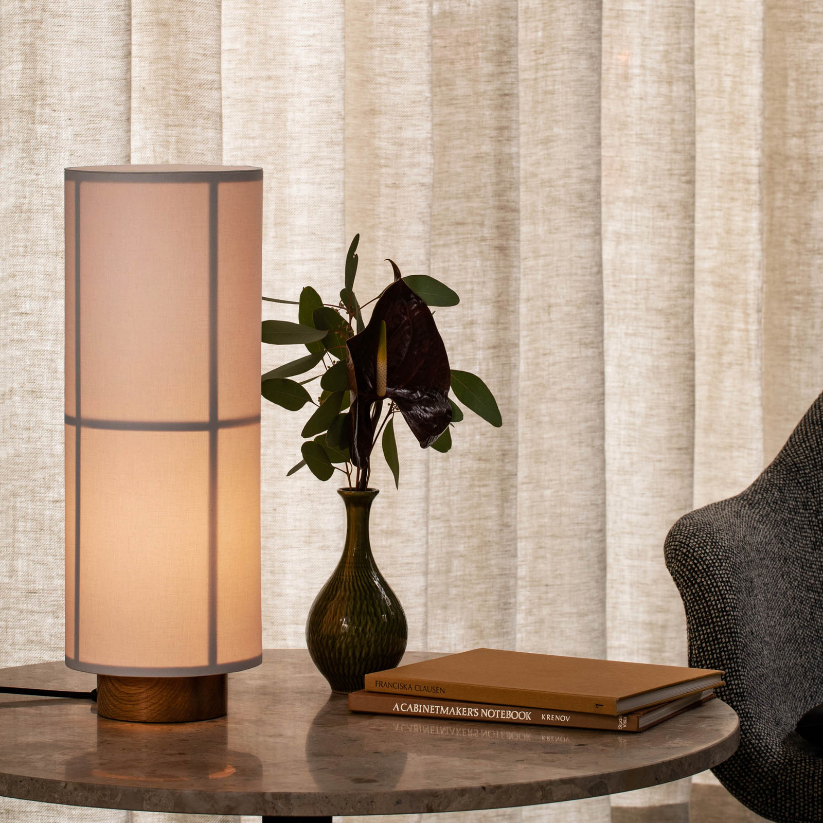 Audo Hashira table lamp with a dimmer, natural