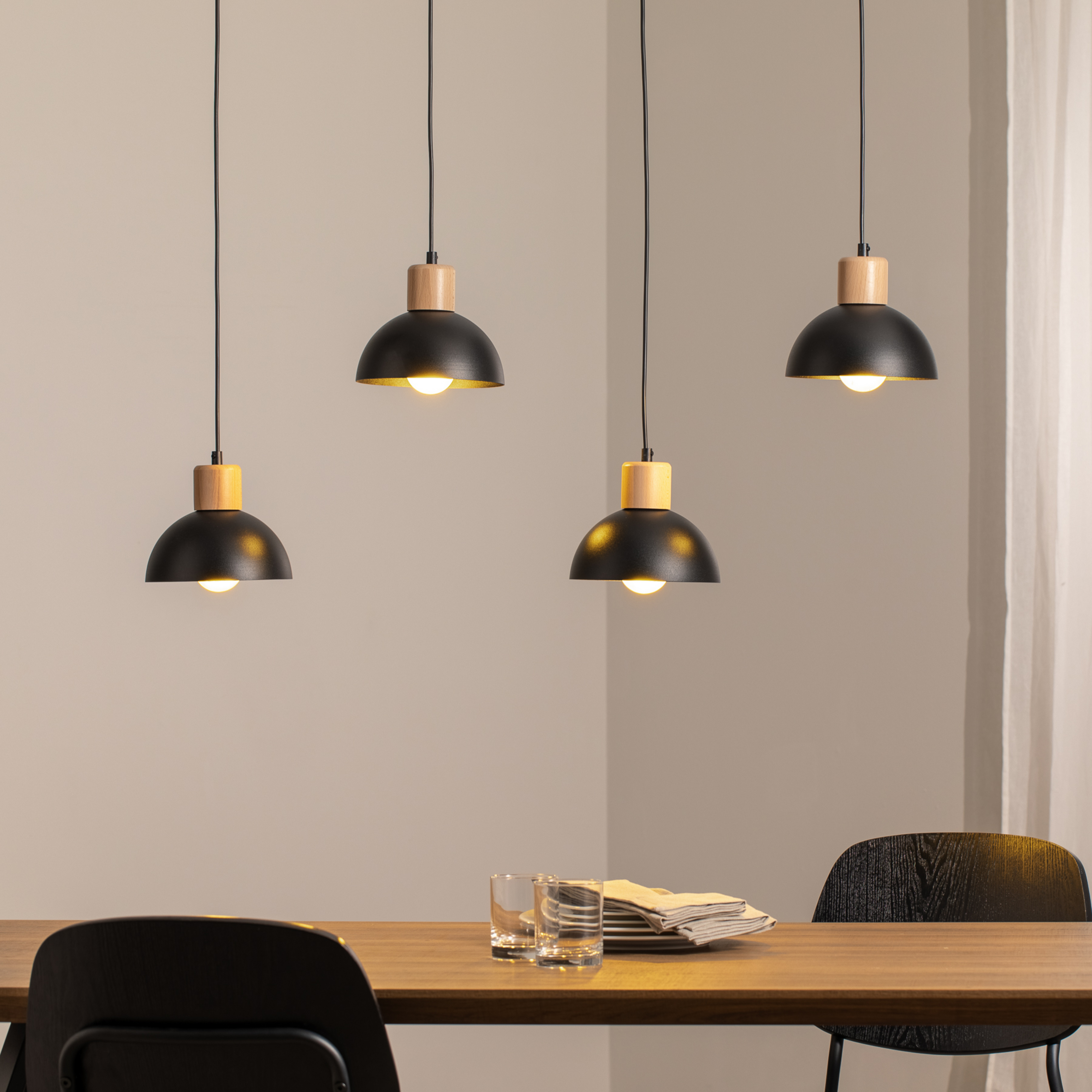 Suspension Seco, longueur 90 cm, noir, métal/bois, 4 lampes