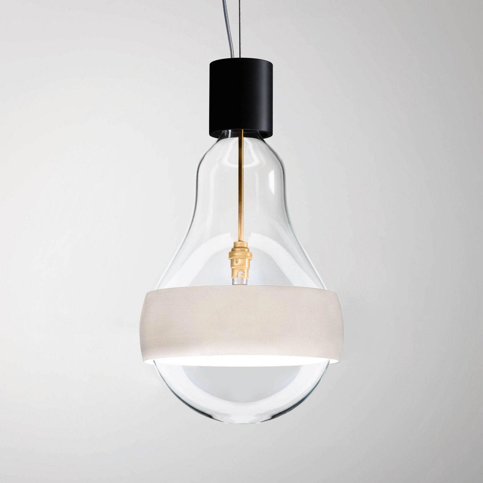 Ingo Maurer Grand John lampă suspendată - Camera de zi / sufragerie - design - transparent alb auriu negru - Sticlă