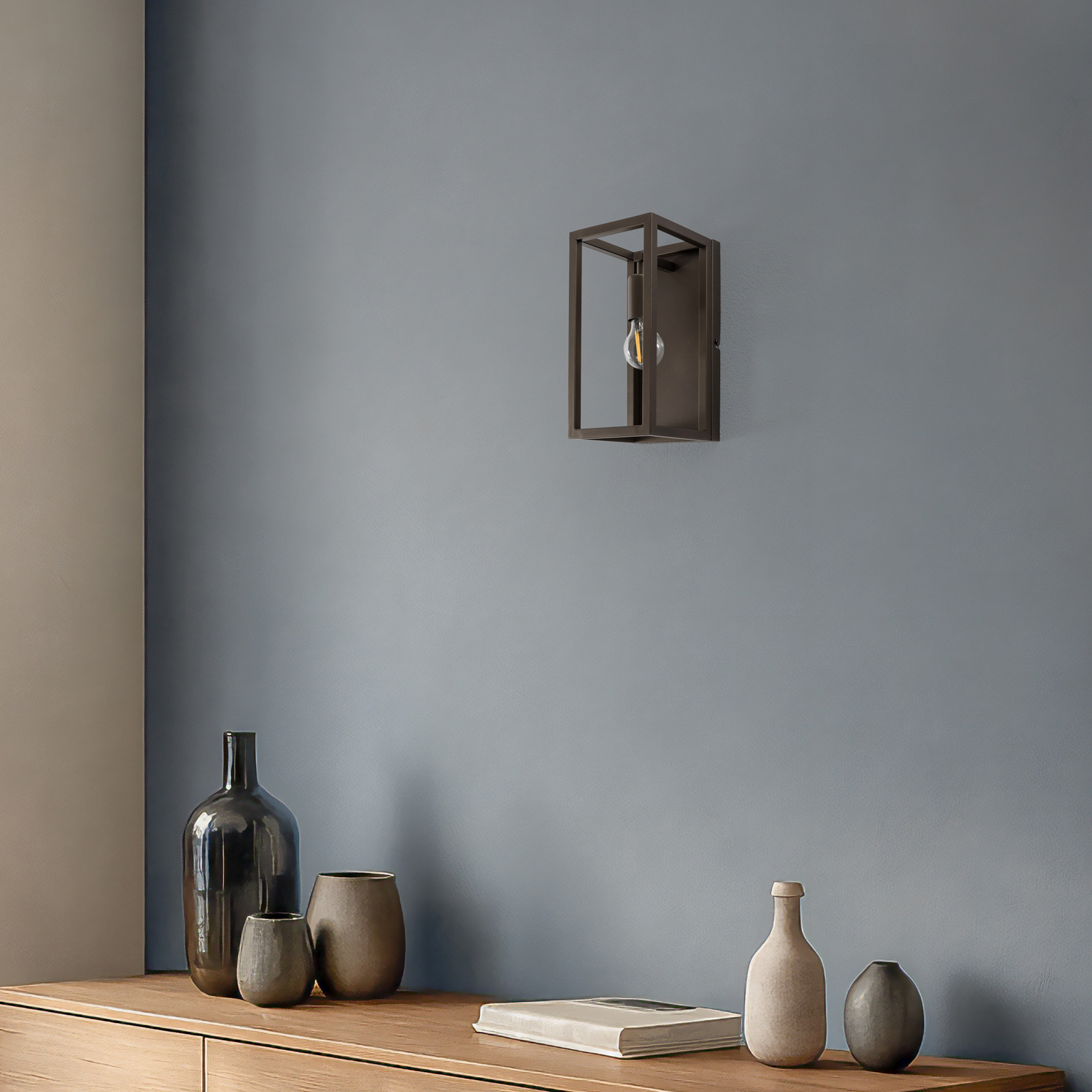 Seinavalgusti Frame, titaanikuldne, kõrgus 30 cm, teras