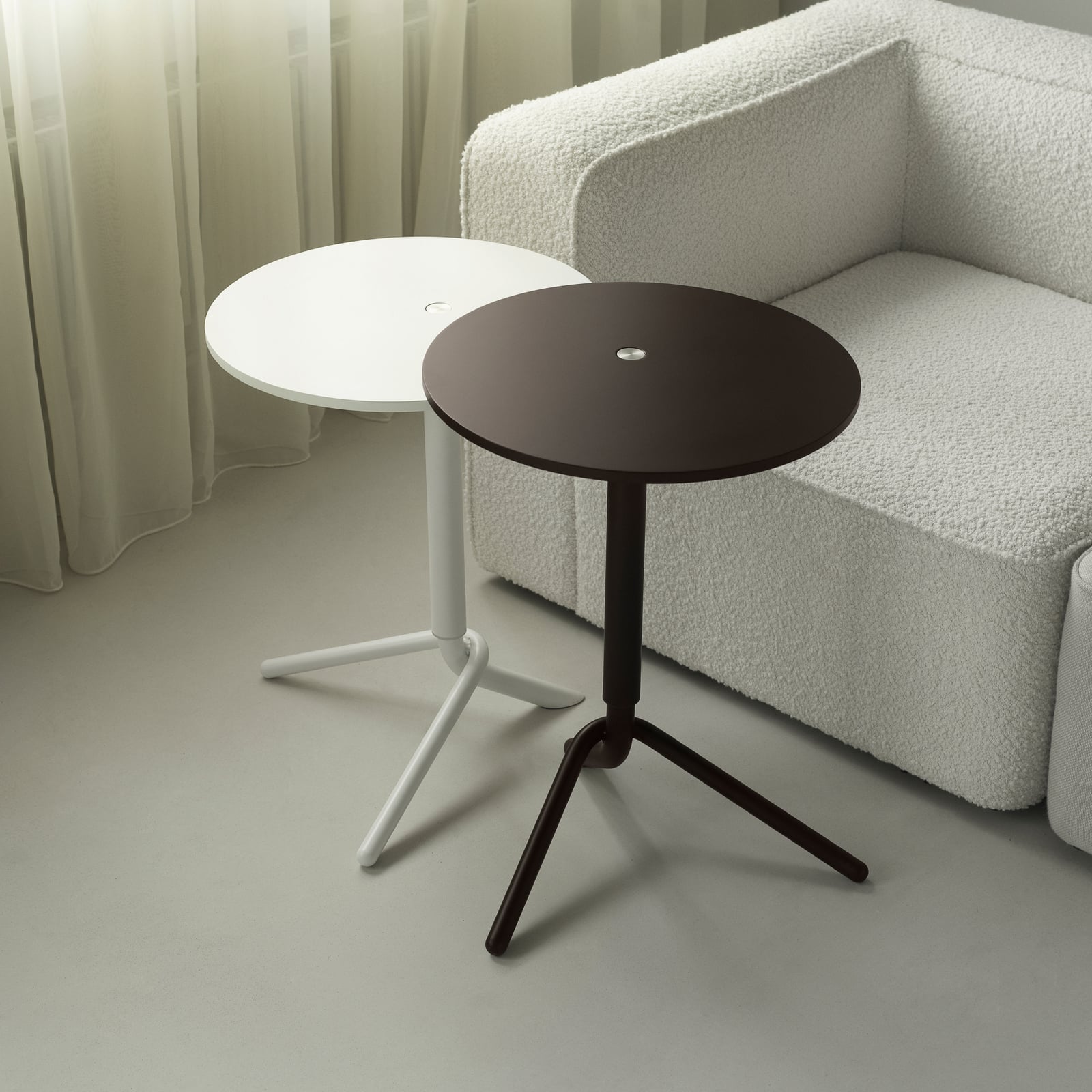 Bijzettafel Lift, wit, staal, MDF, hoogte 56,5 cm - Normann Copenhagen Bijzettafel Lift, wit, staal, MDF, hoogte 56,5 cm - Normann Copenhagen