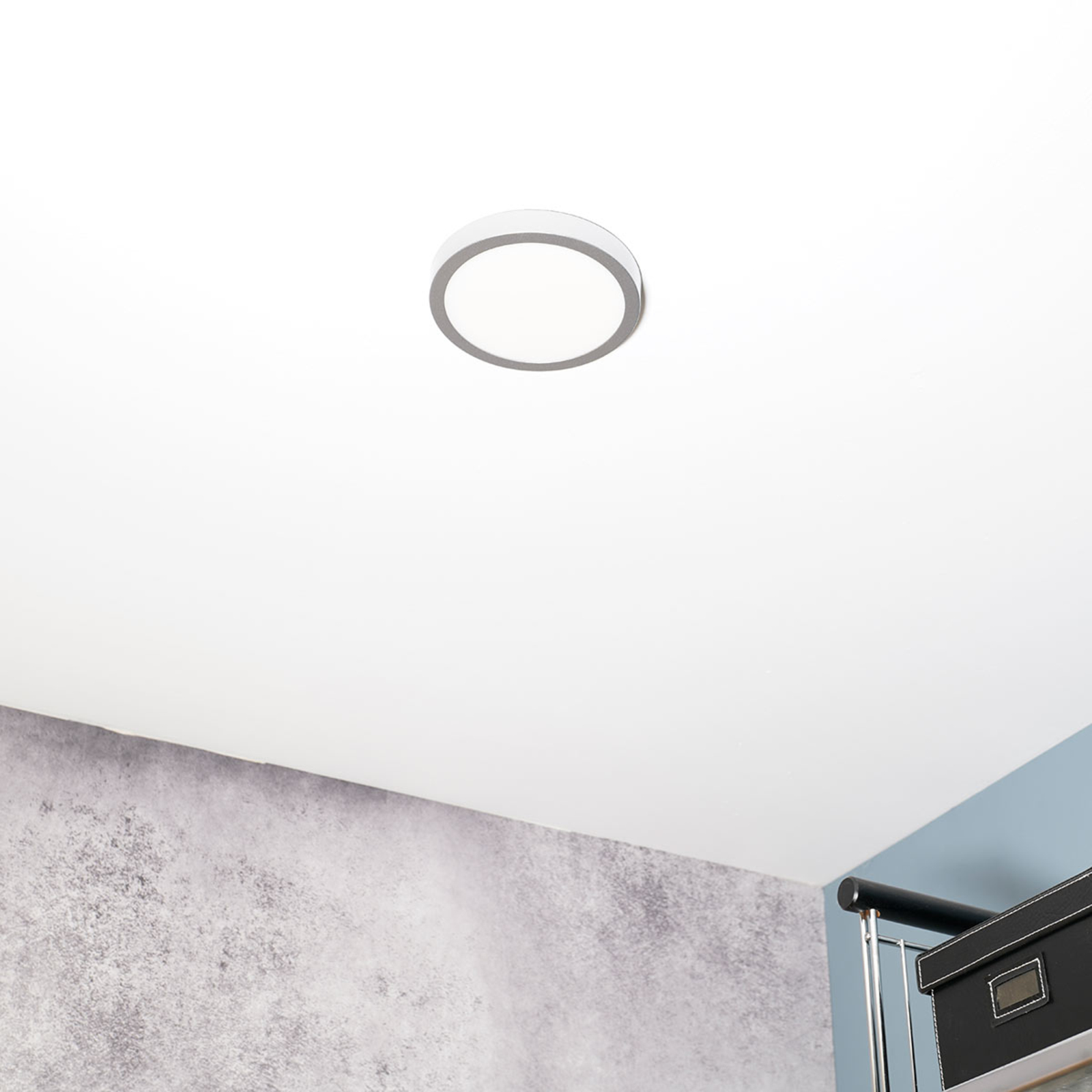 LED-kattovalaisin Vika, pyöreä, mattatitaani Ø18cm
