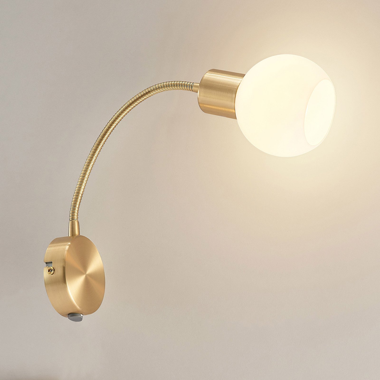 Lioma Wall Lamp Brass - Lindby