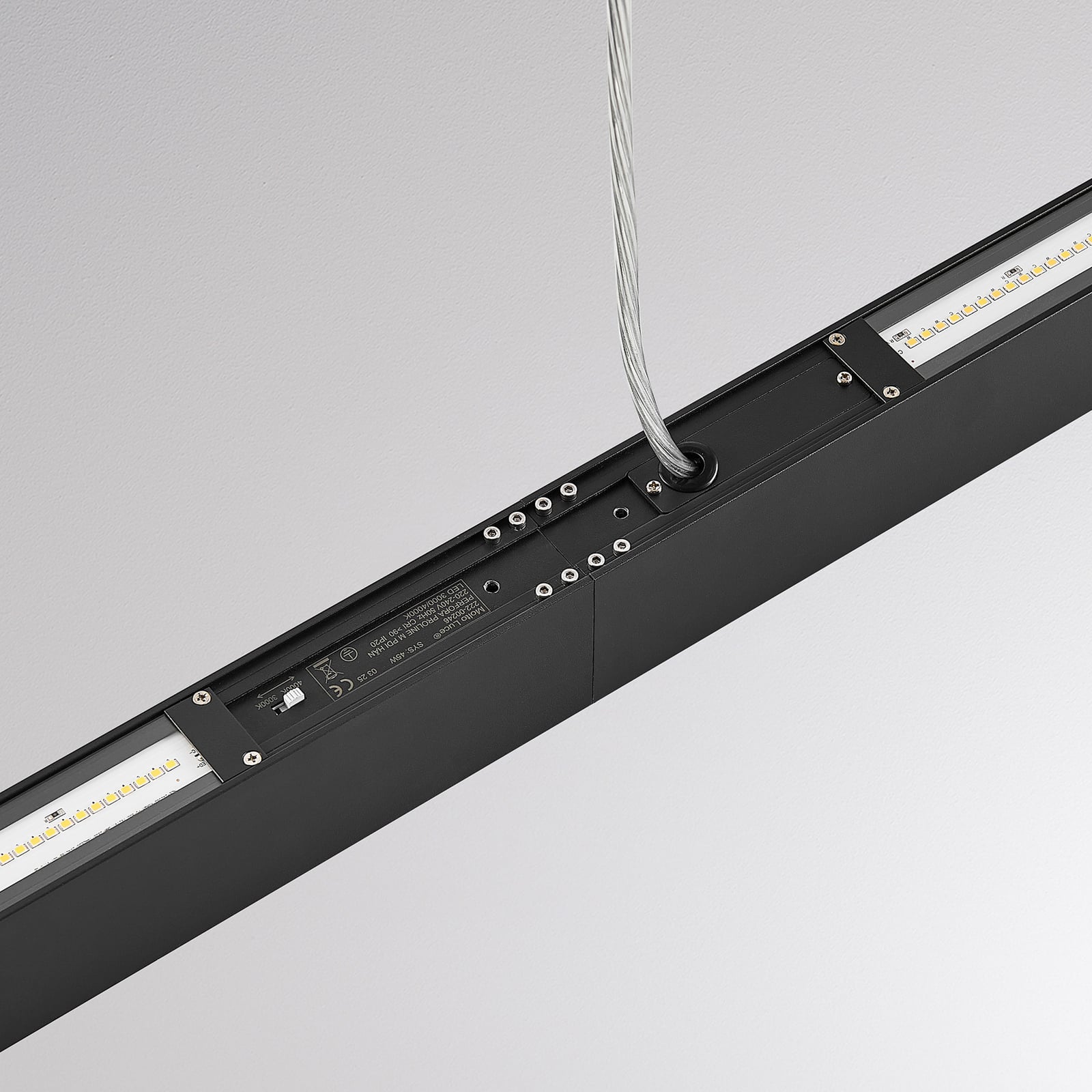 LED-riippvalgusti PERFORA PROLINE XL must 159 cm DALI üles/alla LED-riippvalgusti PERFORA PROLINE XL must 159 cm DALI üles/alla
