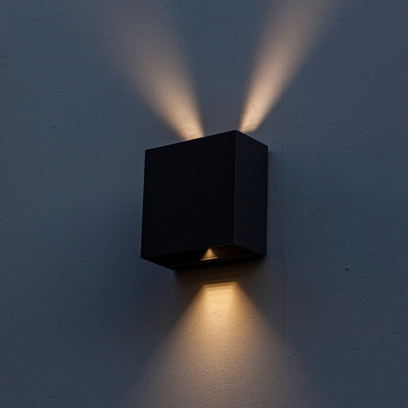 Gemini Beams udendørs LED-væglampe, mat sort