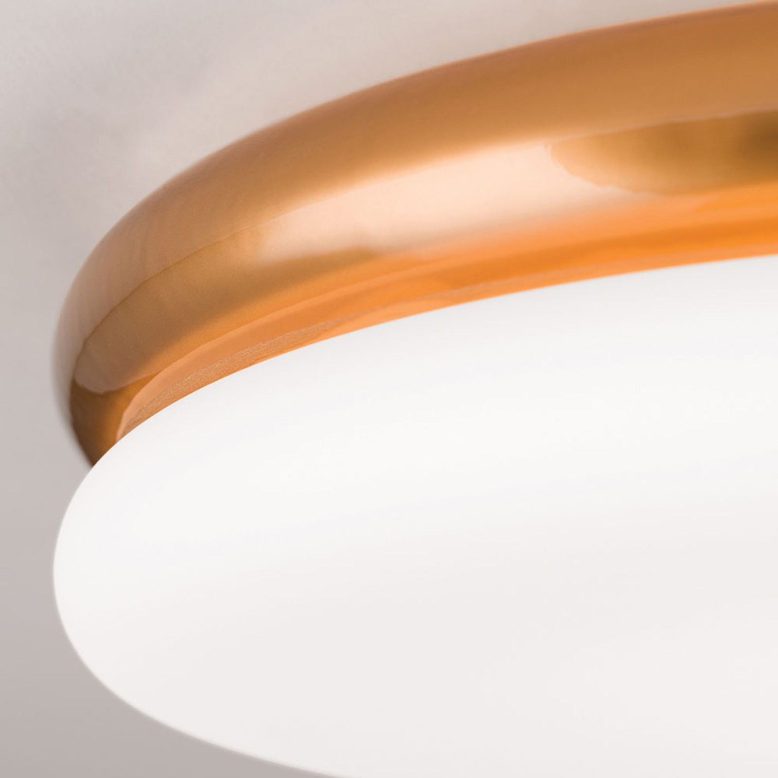 James LED ceiling light with metal housing, copper