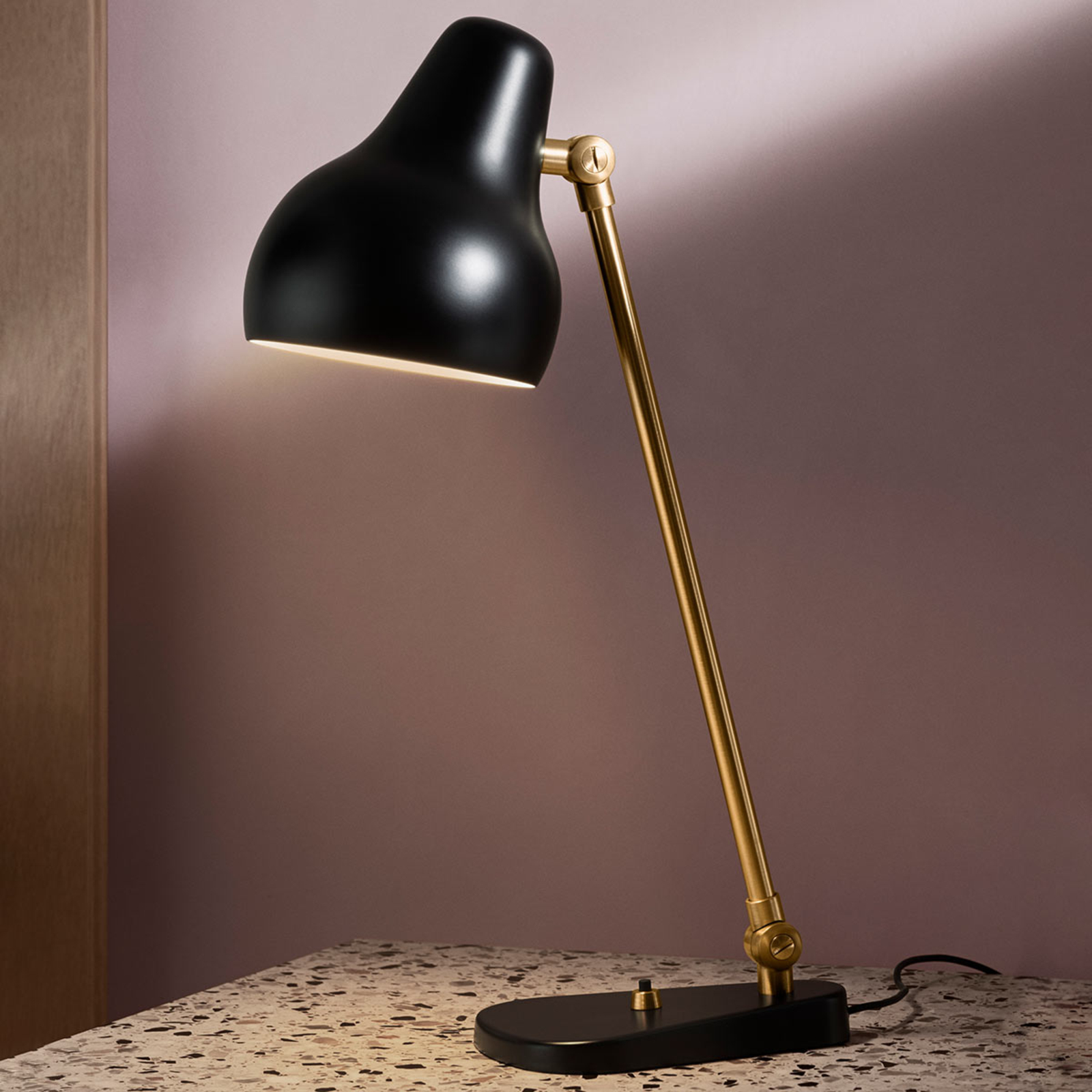 Louis Poulsen VL38 - lámpara de mesa LED, negro