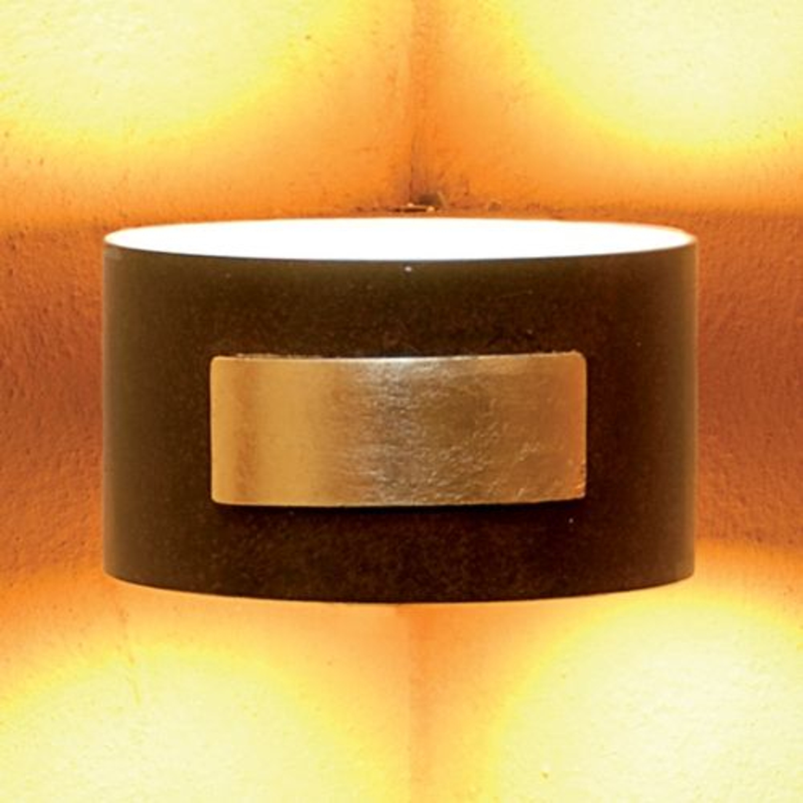 Menzel Solo стенна лампа ръждива/златна за ъглов монтаж