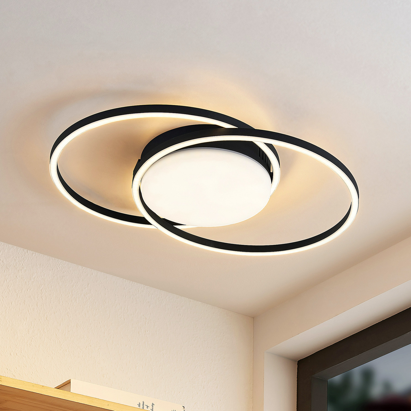 Lindby Nikodem lampa sufitowa LED, 38,8 cm