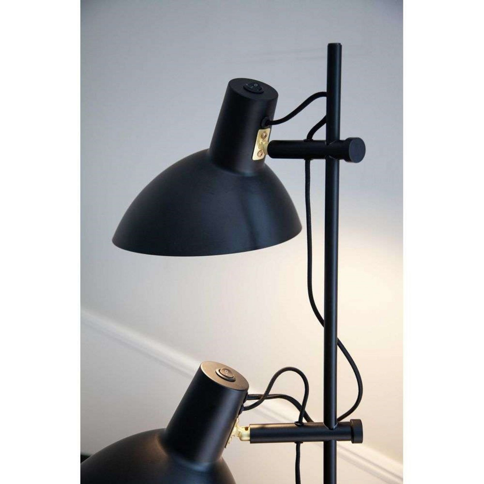 Metropole Lampadar 2 Black - Halo Design