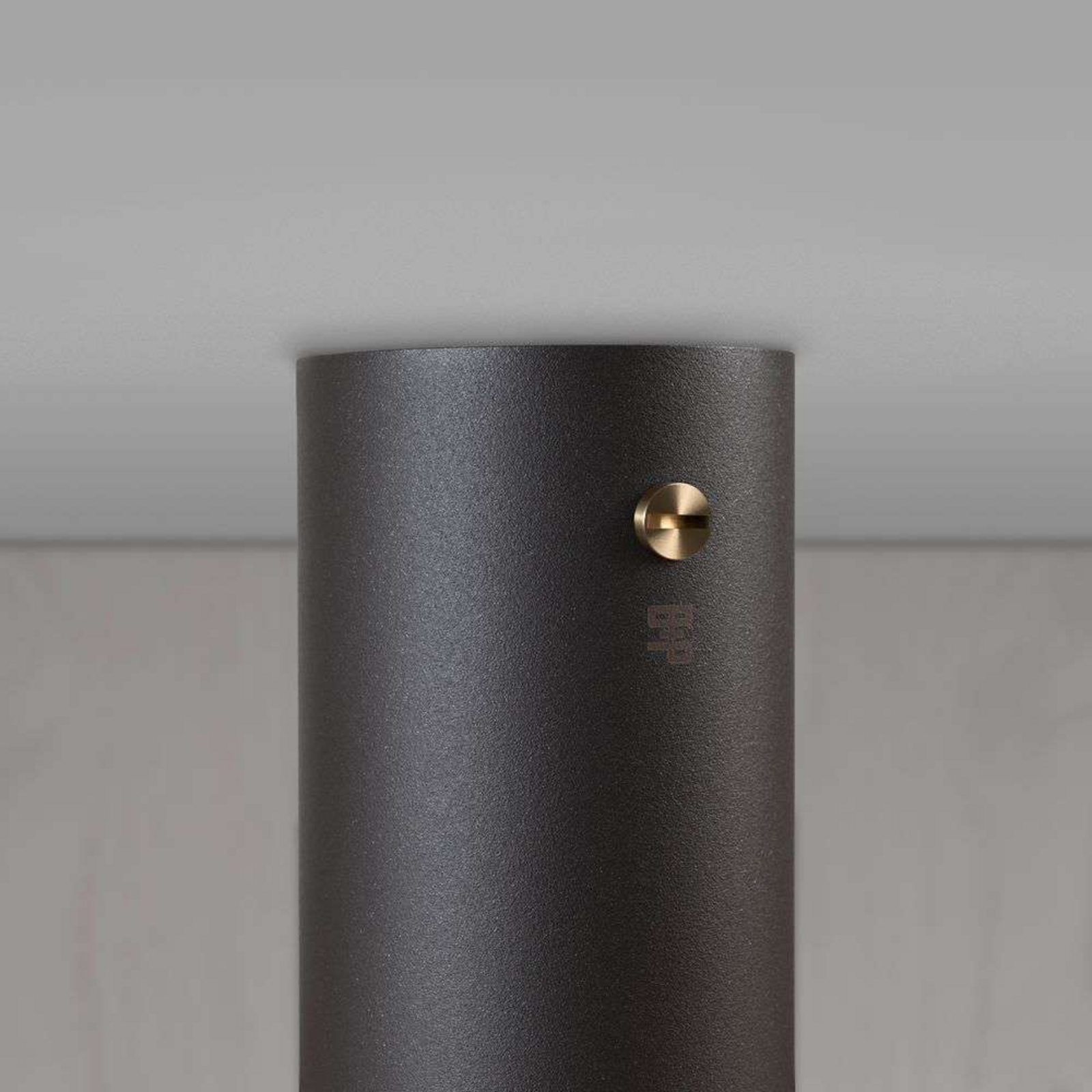 Exhaust Cross Surface Spoturi Graphite/Brass - Buster+Punch