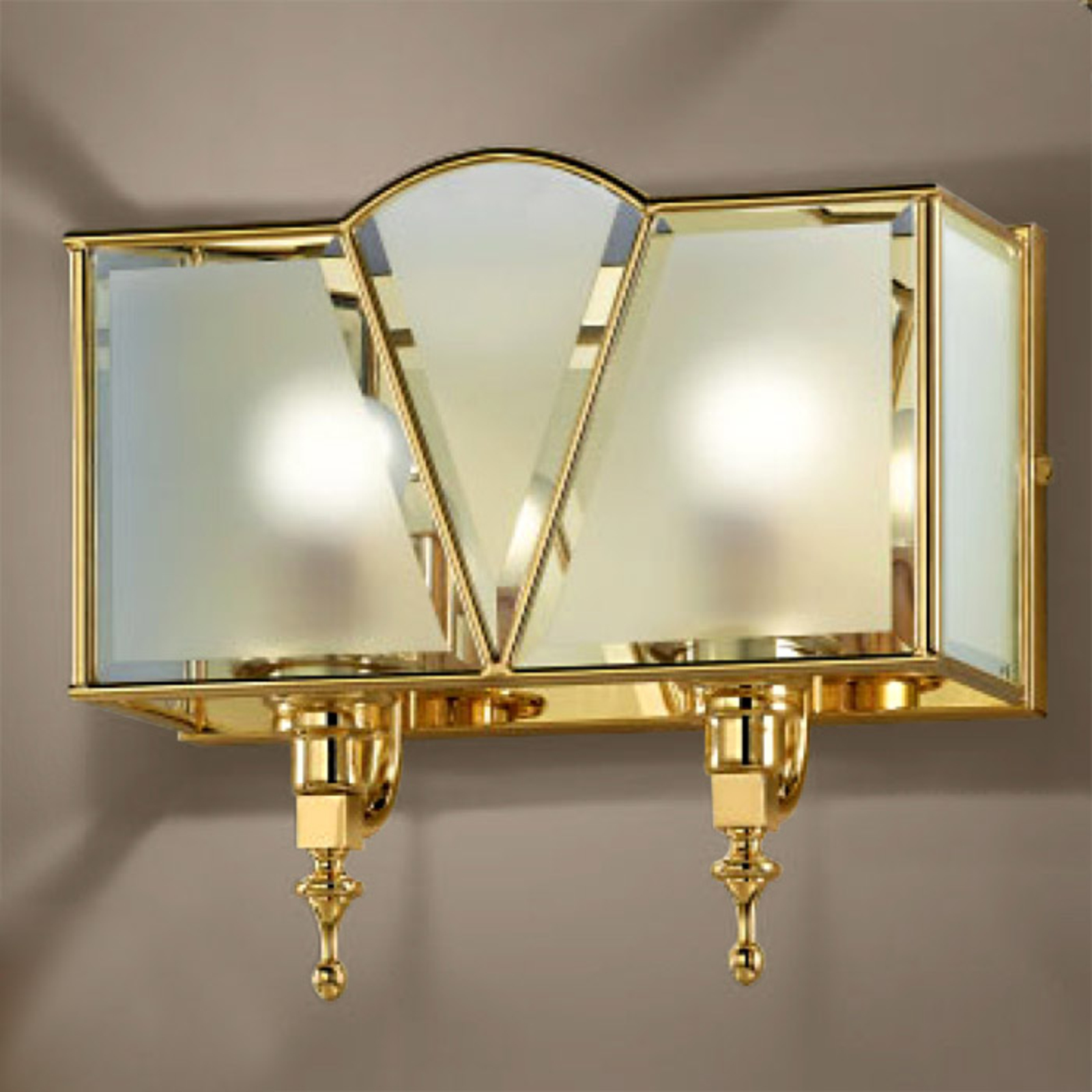 Cremasco Classic two-bulb wall light, gold, for Living / Dining Room, metal, glass, E14, 60 W, energy efficiency: A++, W: 30.5 cm, H: 27.5 cm