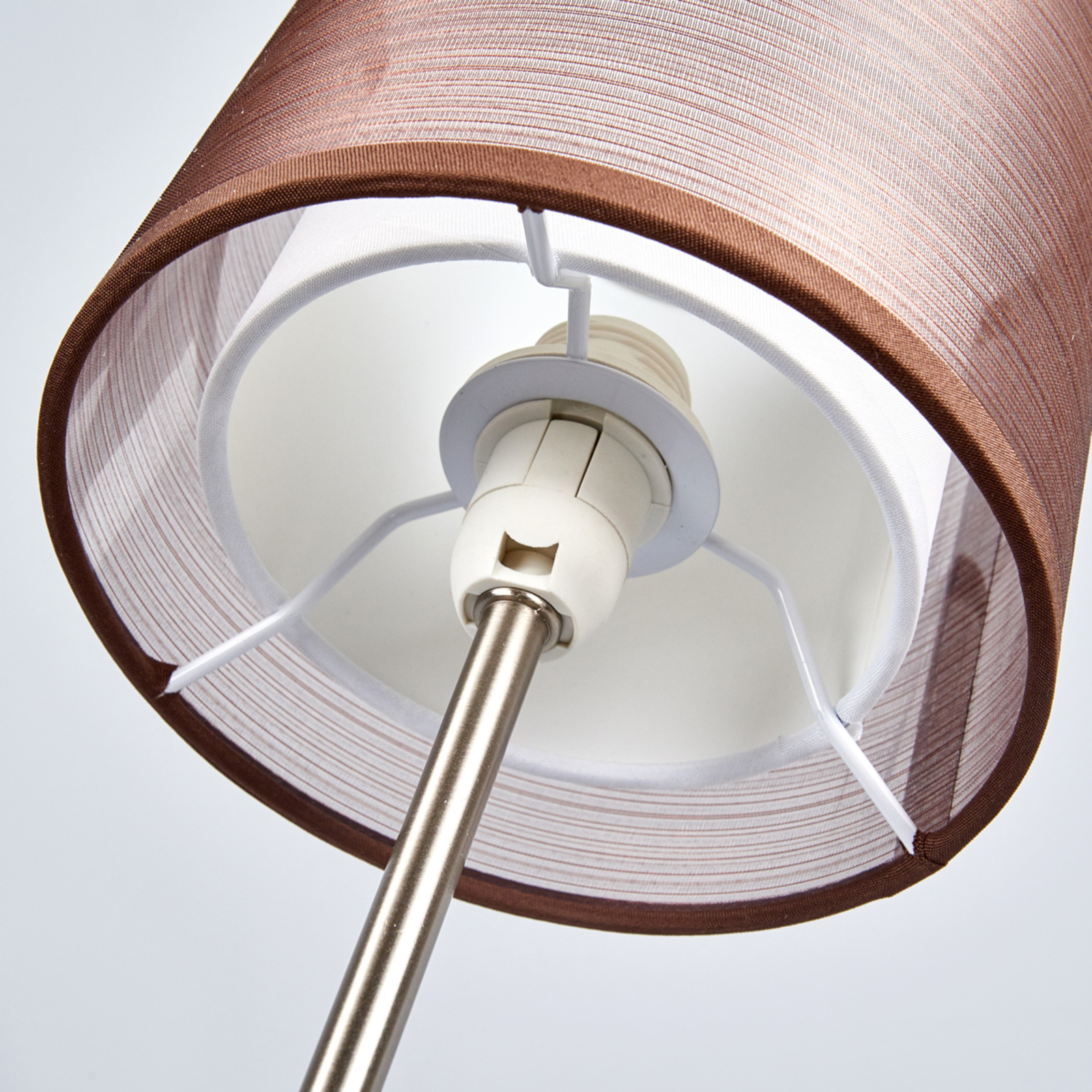 Lampka nocna Nica z brązowym materiałowym abażurem