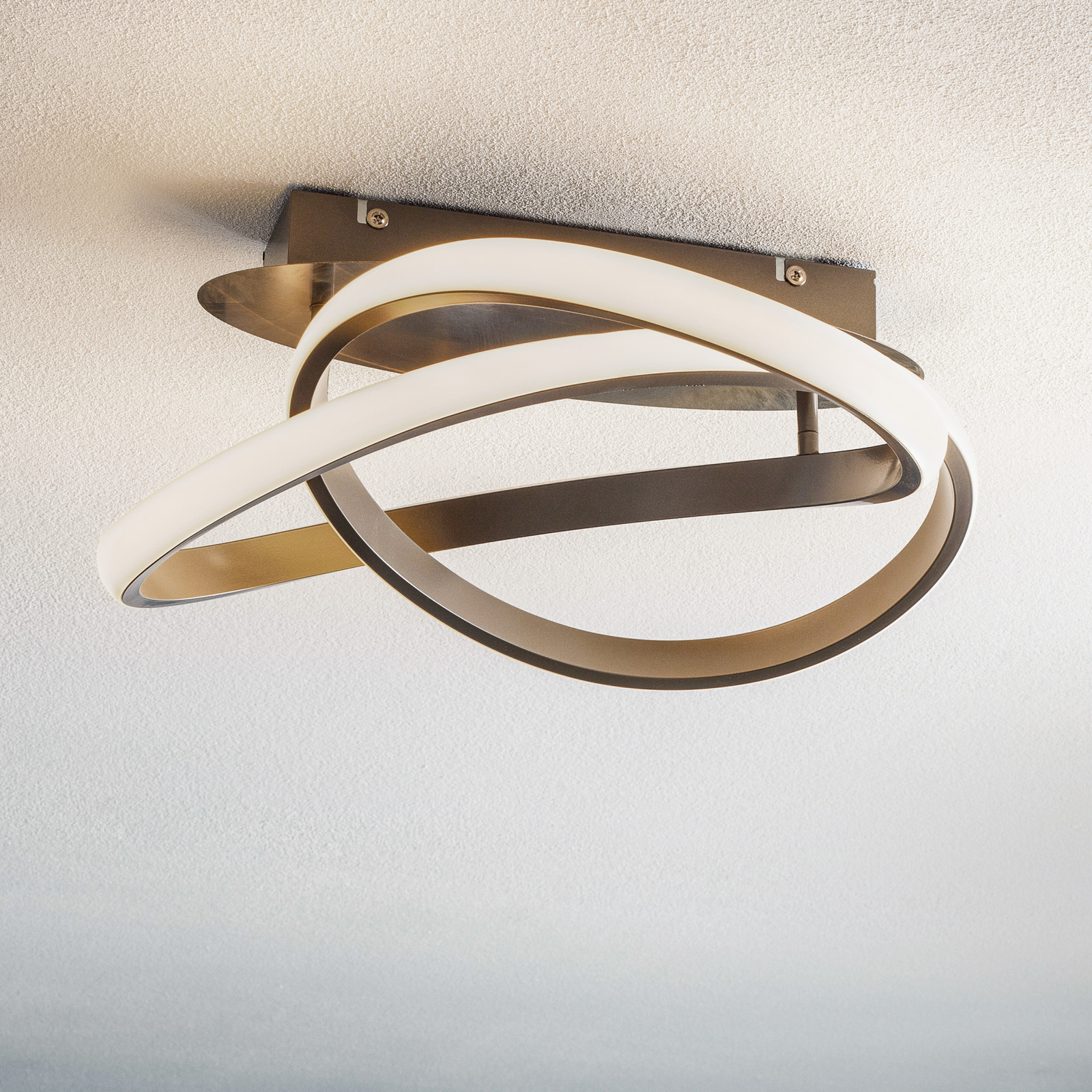 Lindby Kamia LED-Deckenleuchte, nickel