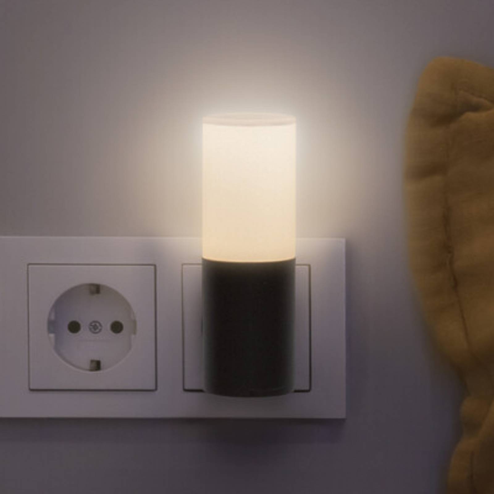 OSRAM lampka nocna LED do gniazdka LUNETTA FLARE czarna czujnik