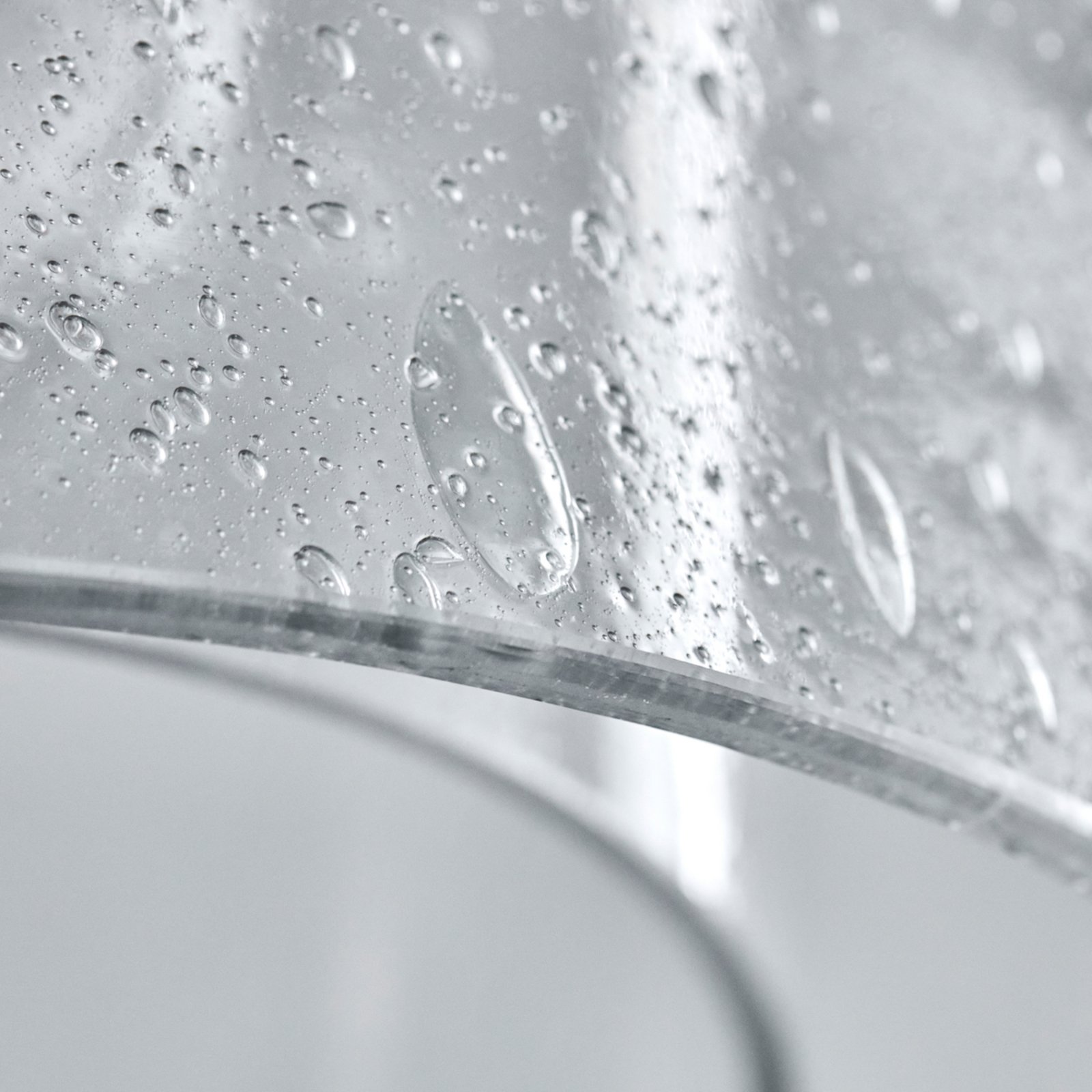 Závesné svietidlo Bell, priehľadné sklo, Ø 25 cm – House Doctor Závesné svietidlo Bell, priehľadné sklo, Ø 25 cm – House Doctor