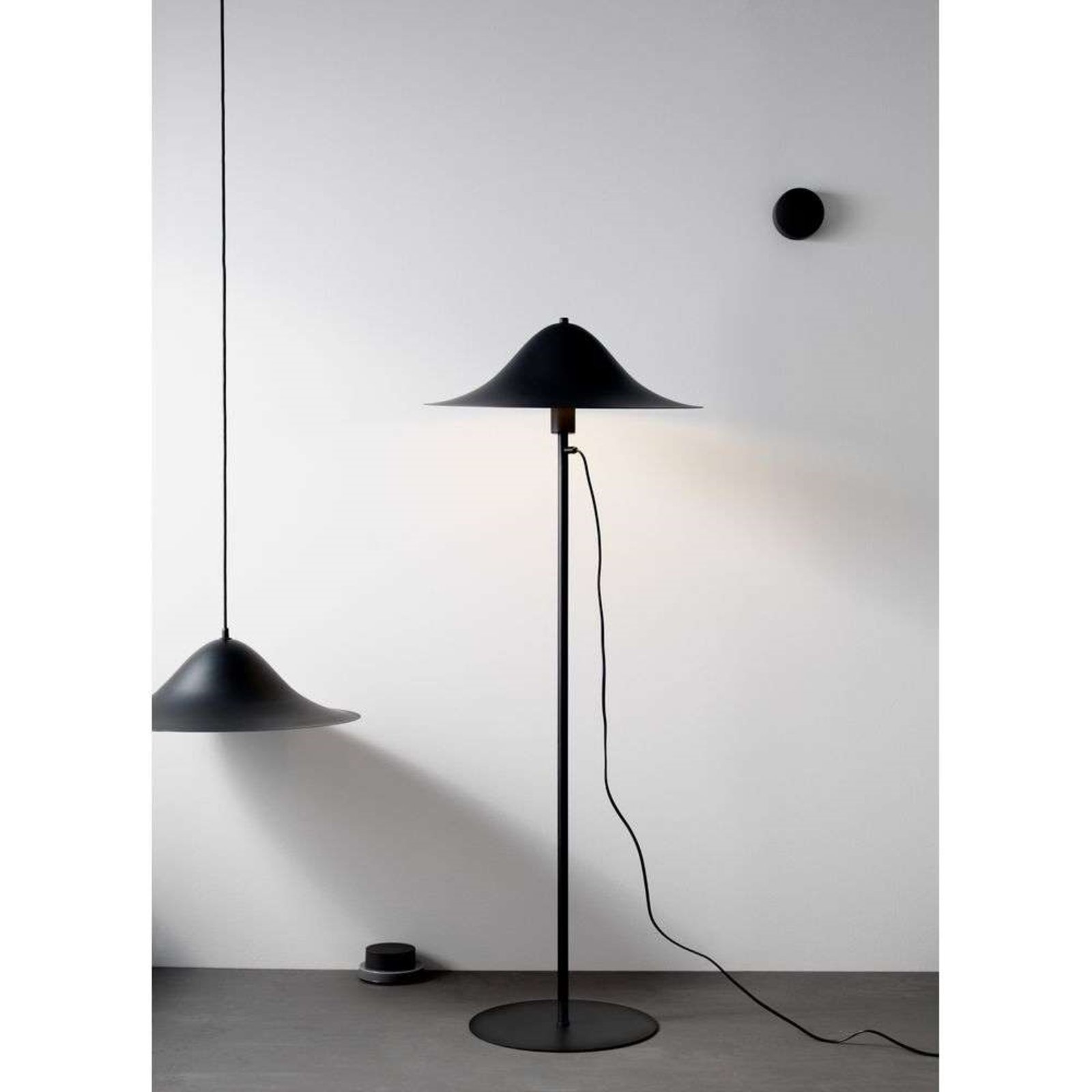 Hans 130 Lampadar Black - Pholc