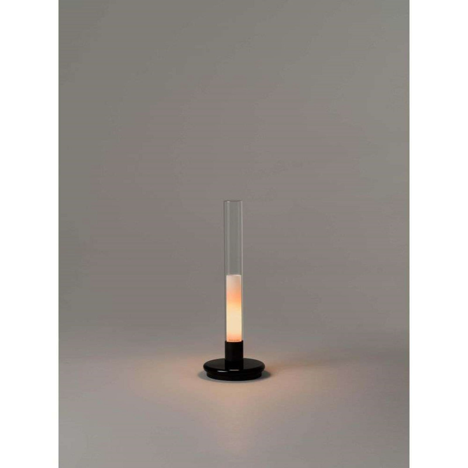 Sylvestrina Portable Bordslampa Santa & Cole - Vardagsrum - Metall