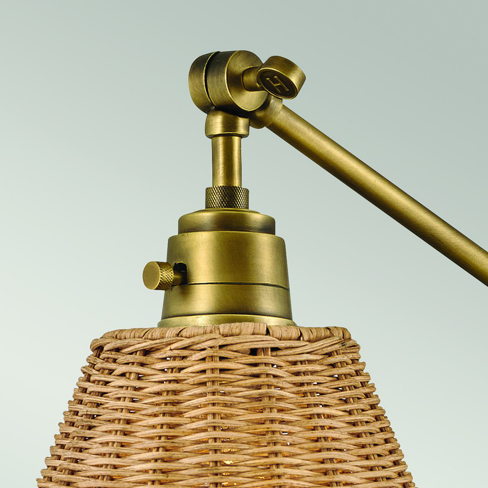 Væglampe Arti, messingfarvet/natur, Rattan, Stål