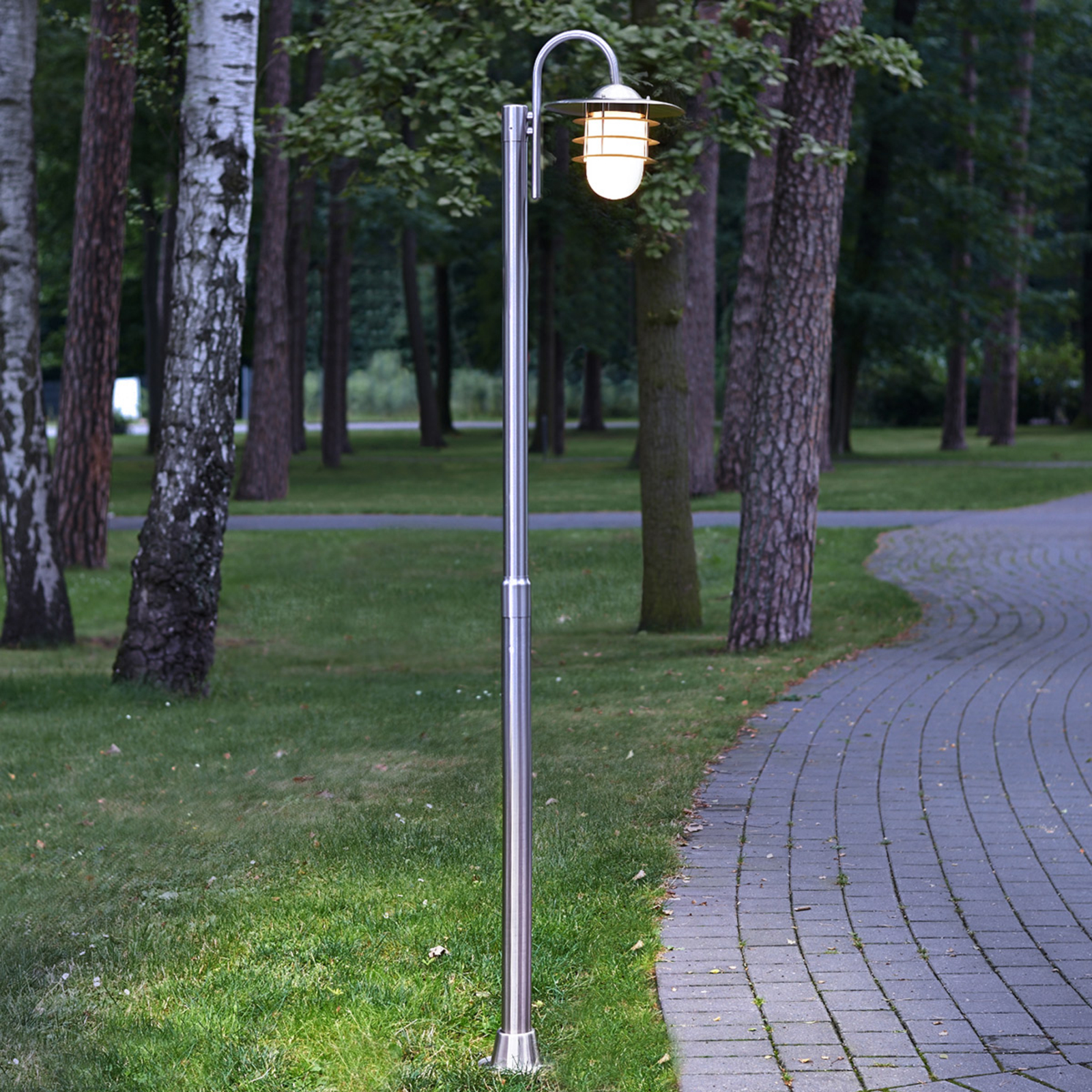 Mian curved lamp post made of stainless steel