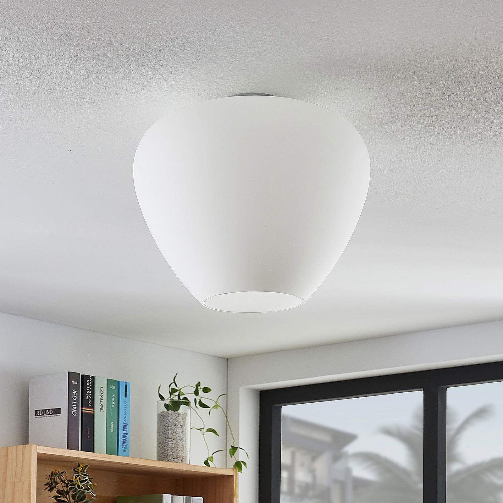 Lindby Deckenlampe Bibiane, opalweiß, Glas, Ø 38 cm, E27