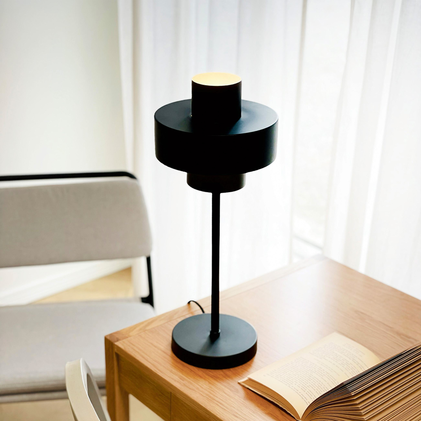 Dyberg Larsen table lamp Stoke, black, height 49.5 cm