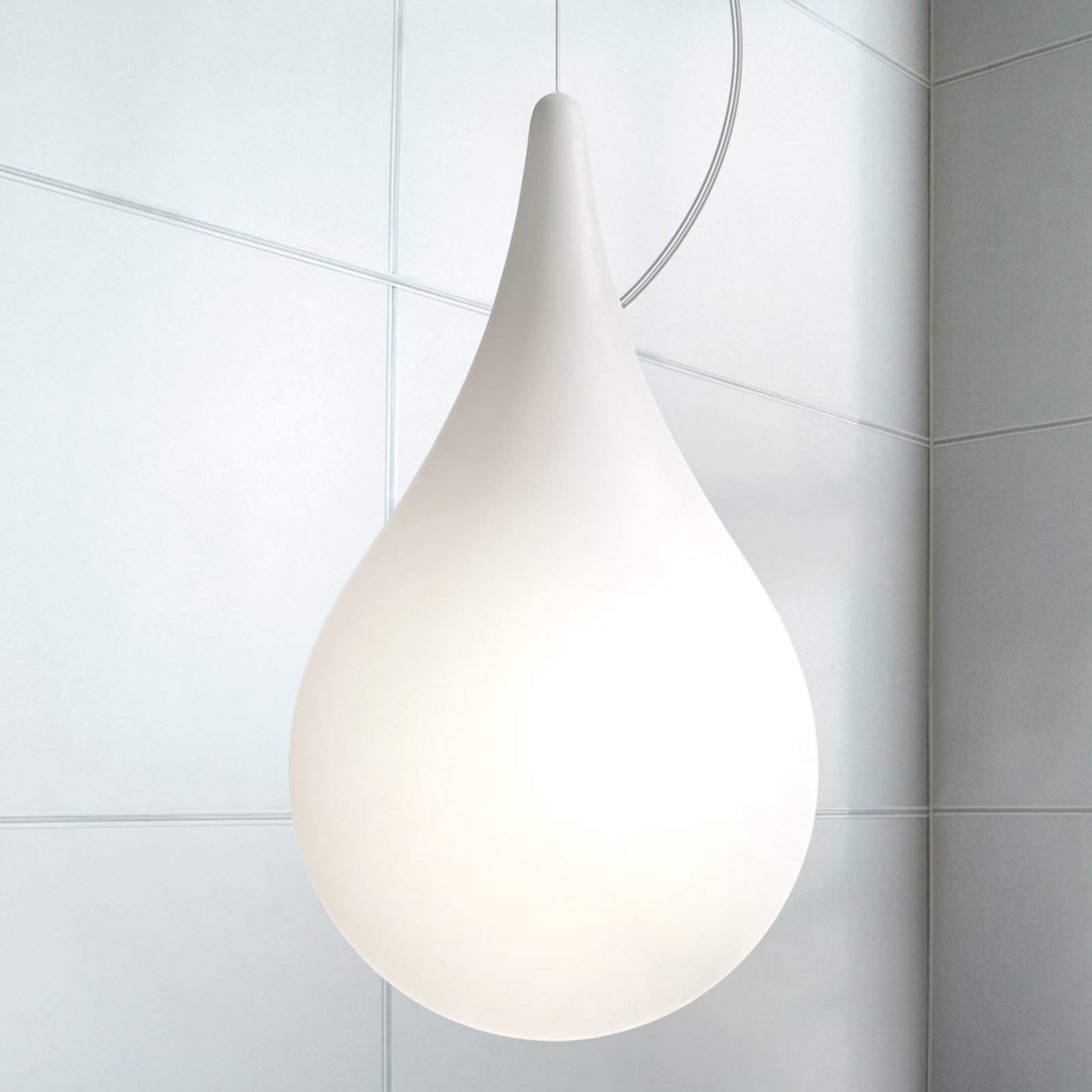 next următorul Drop_2 lampă suspendată în formă de picătură 36 cm - Camera de zi / sufragerie - design - alb - Plastic