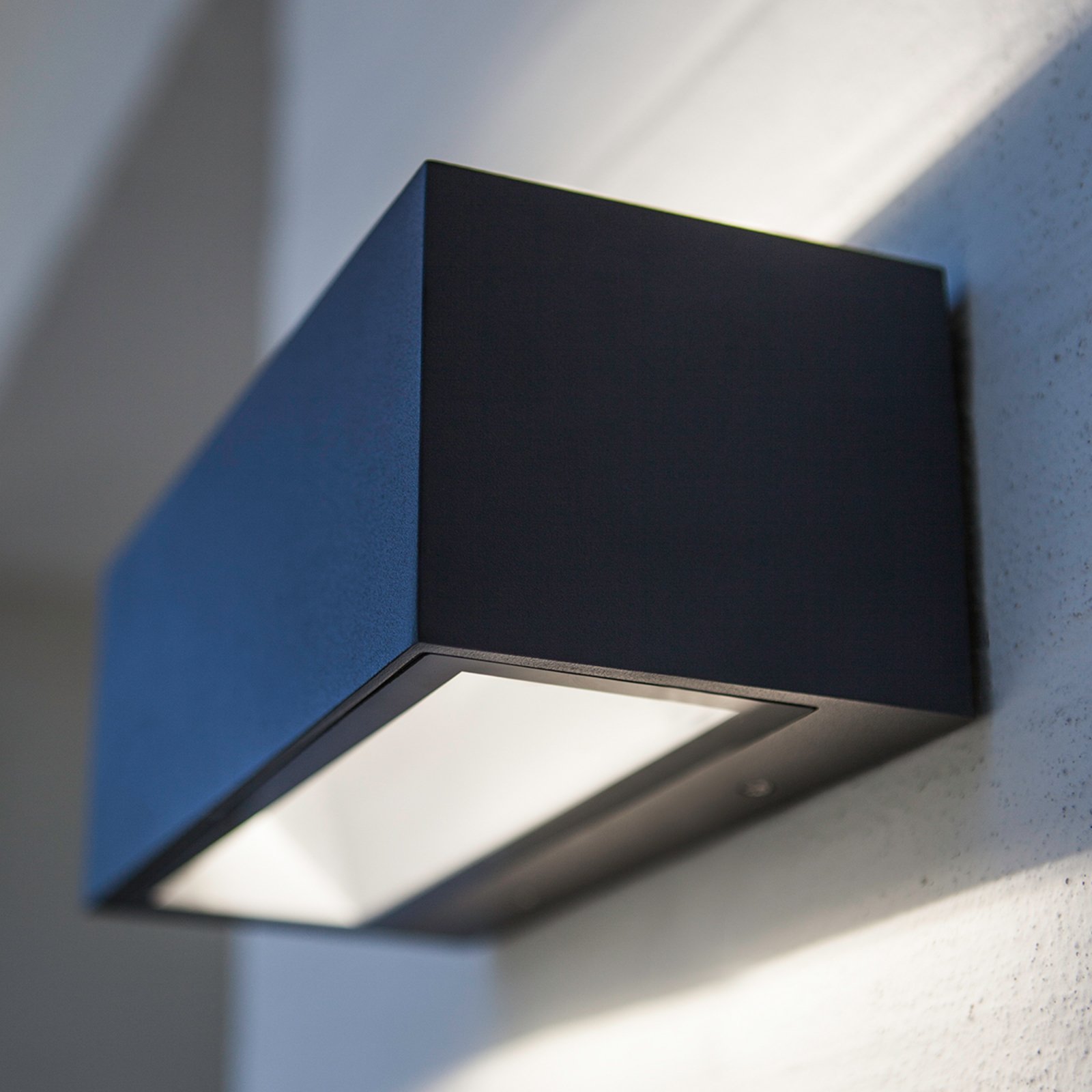Eco-Light Nomra two-sided illuminating LED outdoor wall lamp, die-cast aluminium, 20 W, energy efficiency: A+, W: 22 cm, H: 8.5 cm