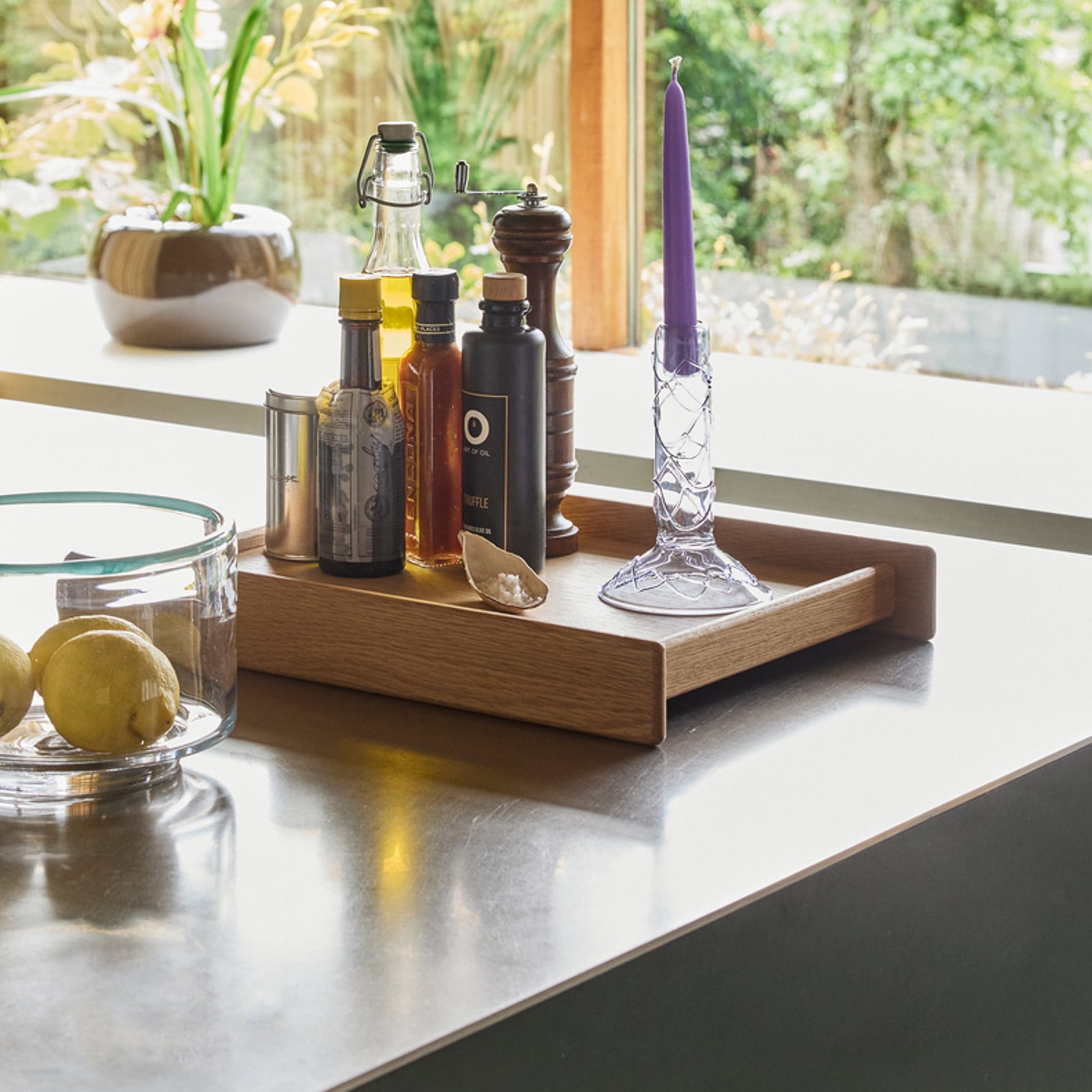 Vassoio Less in rovere chiaro, lunghezza 42 cm - Hübsch