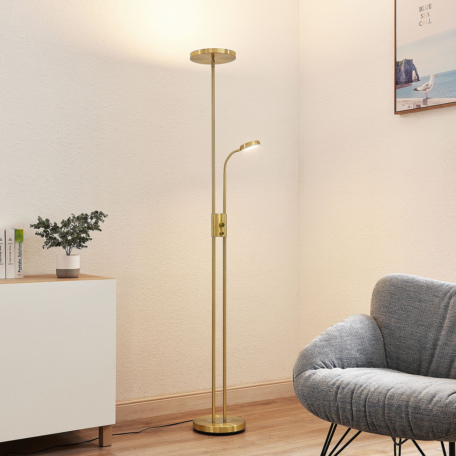 Lindby Seppa LED stojací lampa, kulatá, mosaz