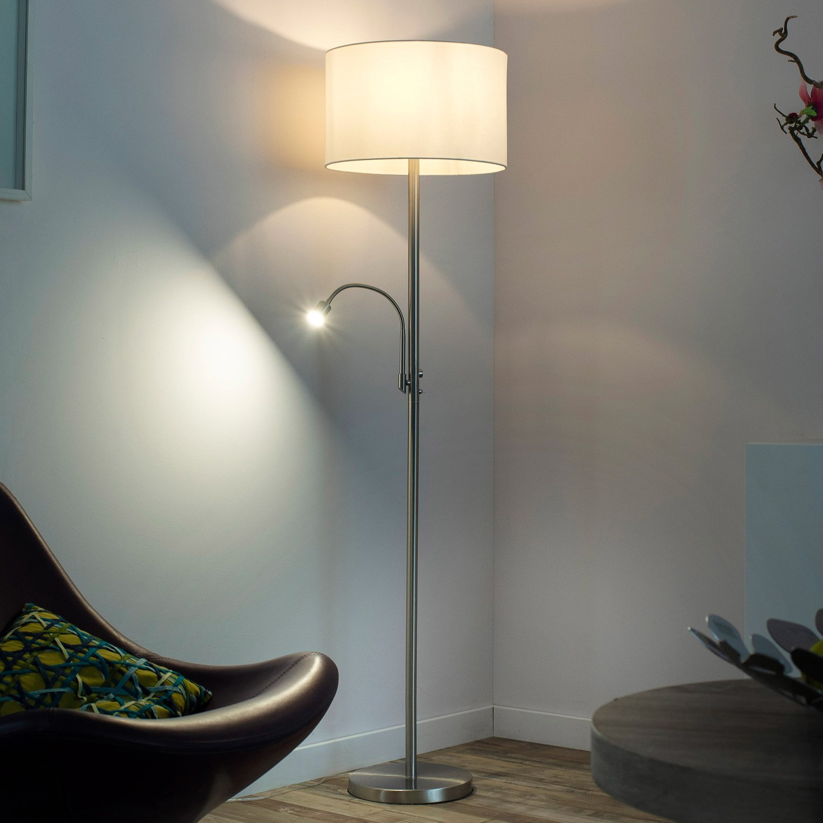 Paul Neuhaus Robin floor lamp with reading arm