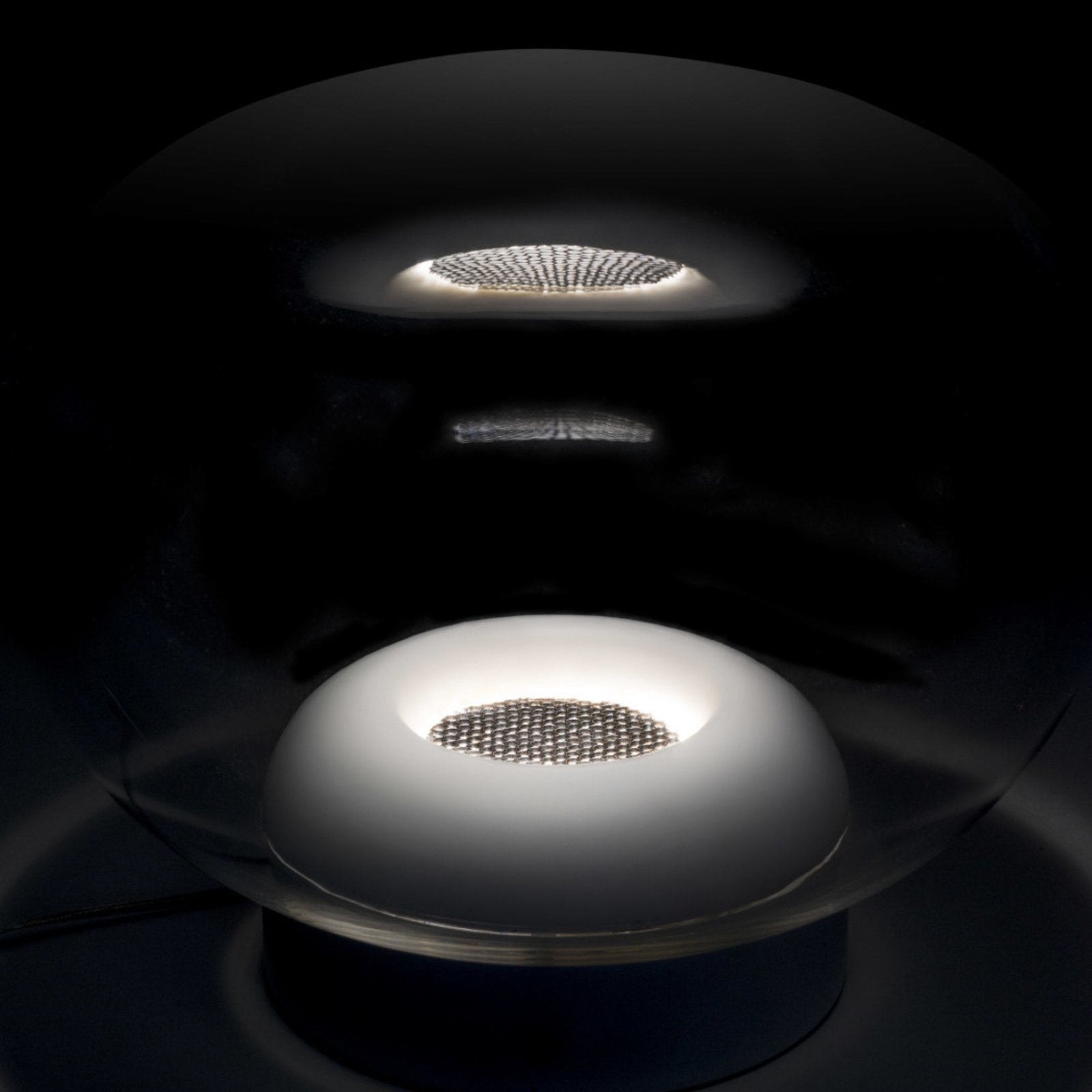 Lampada LED da tavolo La Mariée, grigio fumo, altezza 23,5 cm - Stilnovo Lampada LED da tavolo La Mariée, grigio fumo, altezza 23,5 cm - Stilnovo