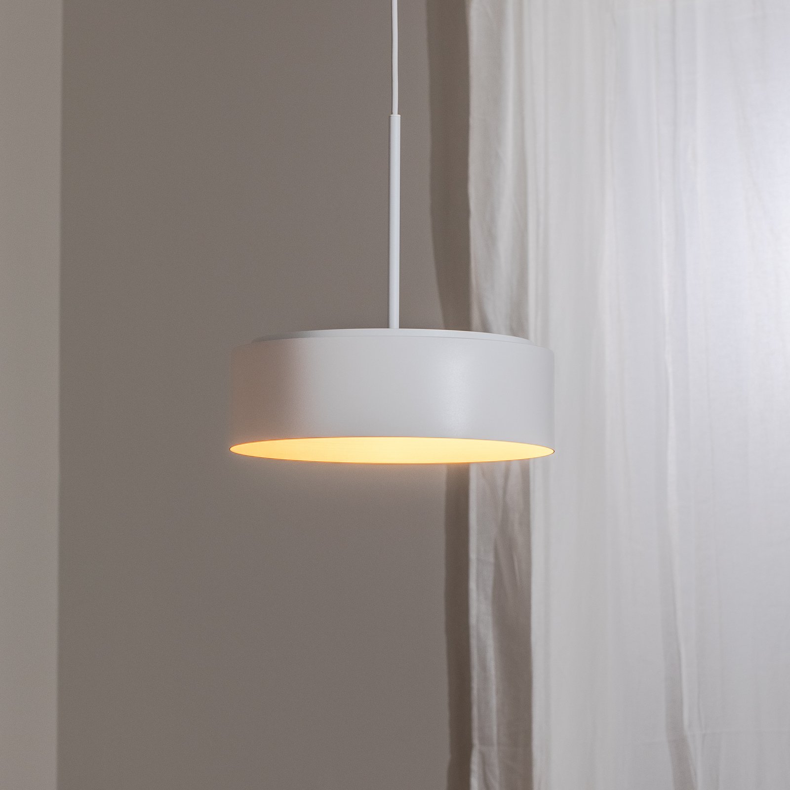 Bega Lampă suspendată LED Studio Line, Ø 36 cm, alb-auriu, DALI