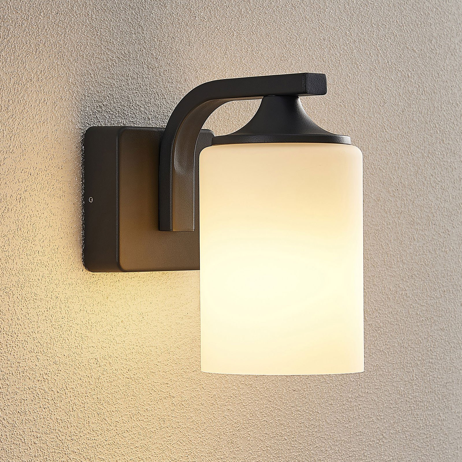 Lindby Yannis outdoor wall light