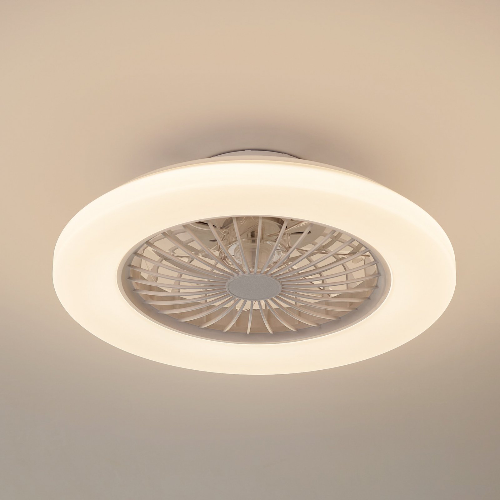 Lindby LED mennyezeti ventilátor Vedin, DC, csendes, Ø 49 cm, CCT