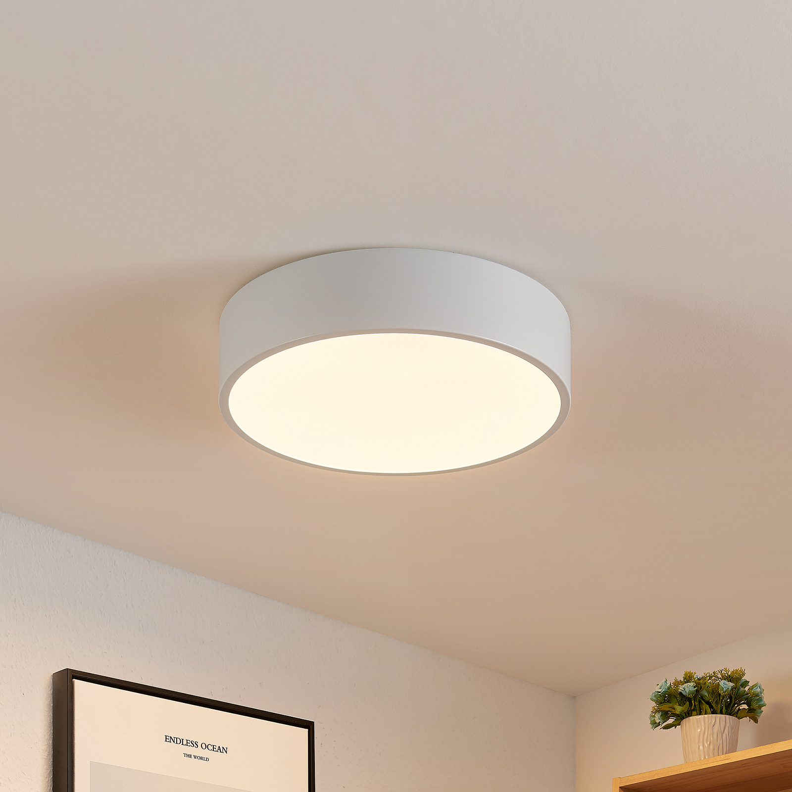 Lindby Simera LED-taklampe, 30 cm, hvit