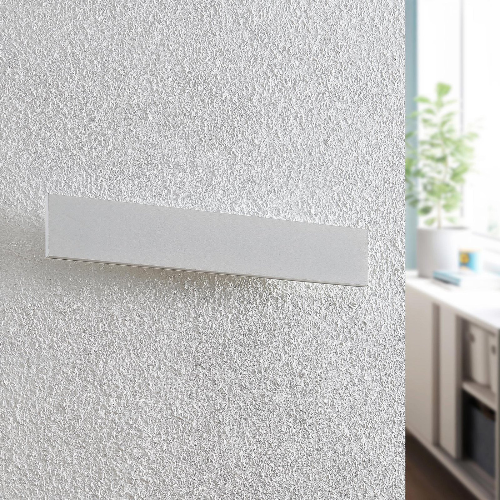 Ignazia LED Wall Lamp L47 White - Lindby